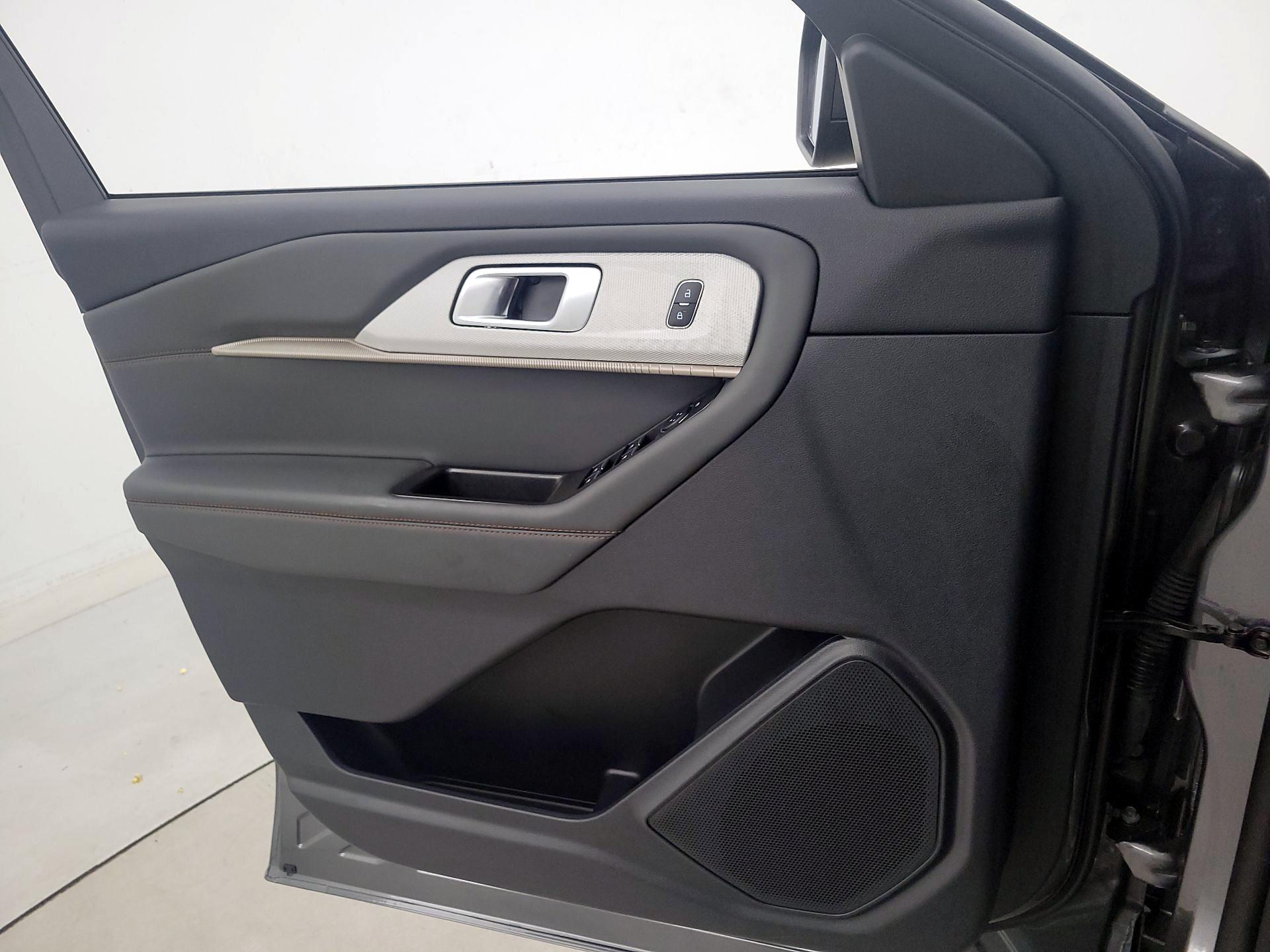 Thumbnail: 2025 Ford Explorer - 12