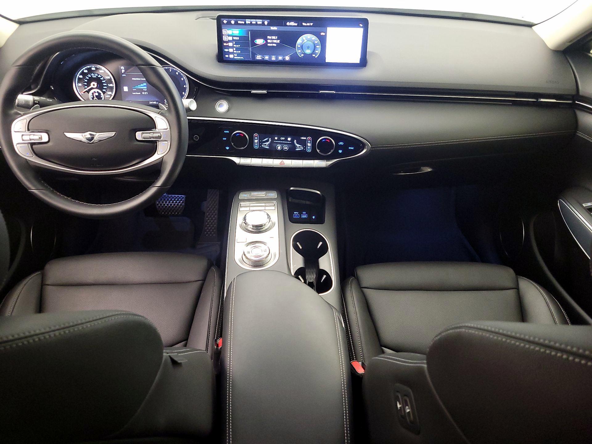 Thumbnail: 2023 Genesis GV70 - 9