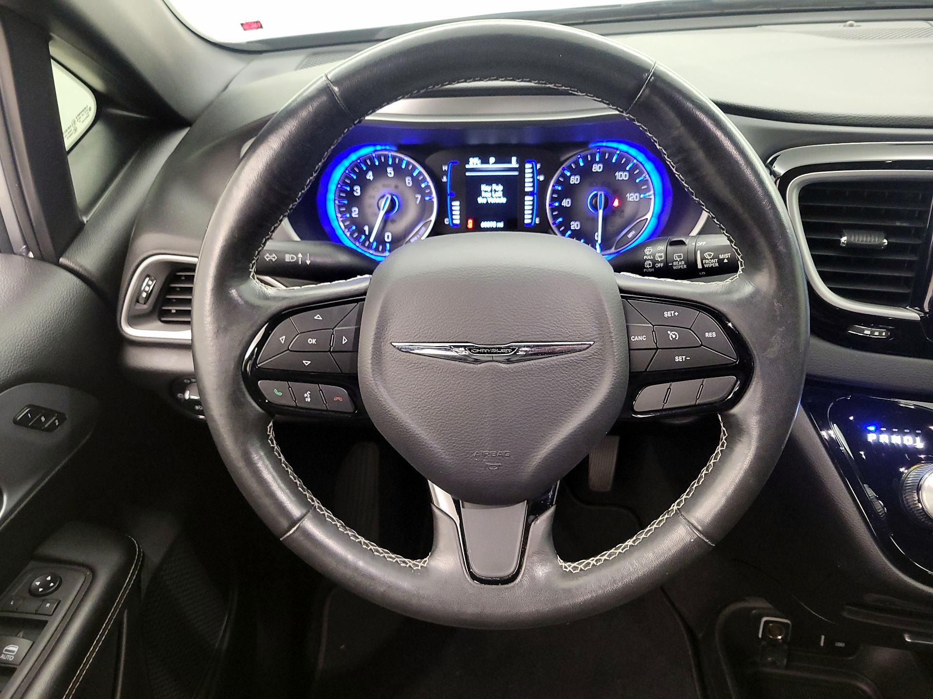 Thumbnail: 2020 Chrysler Pacifica - 10