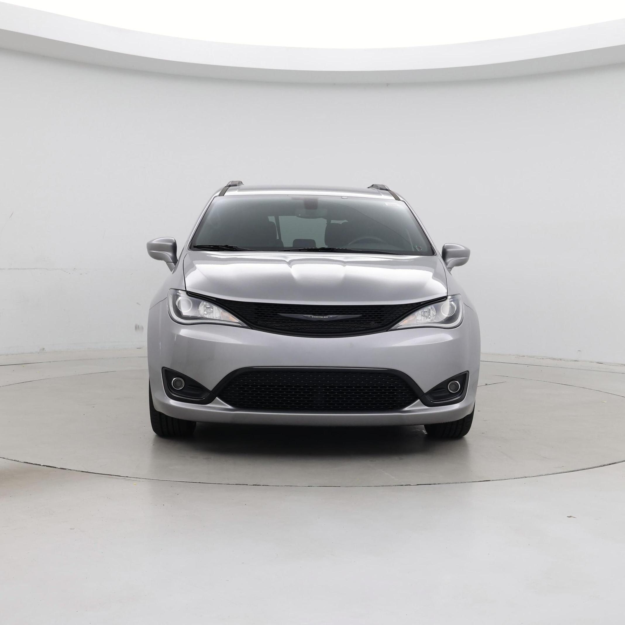Thumbnail: 2020 Chrysler Pacifica - 5