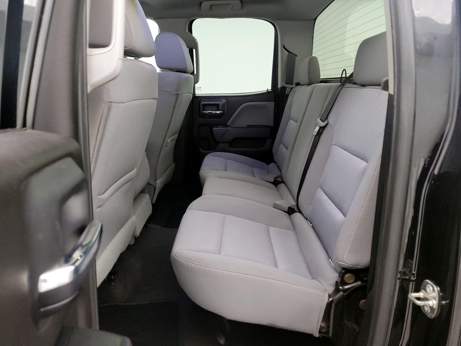 Thumbnail: 2019 Chevrolet Silverado 1500 - 19