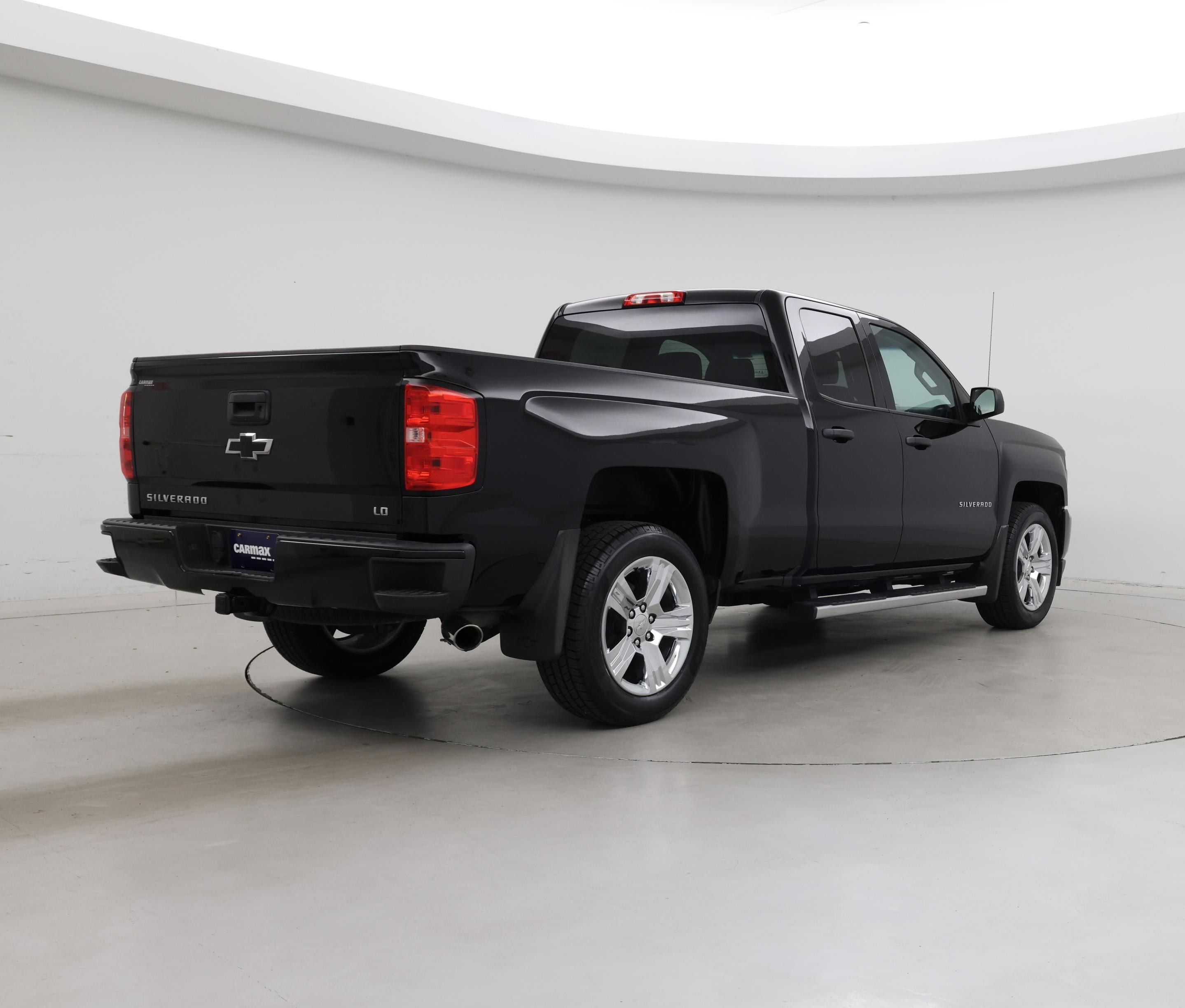Thumbnail: 2019 Chevrolet Silverado 1500 - 8