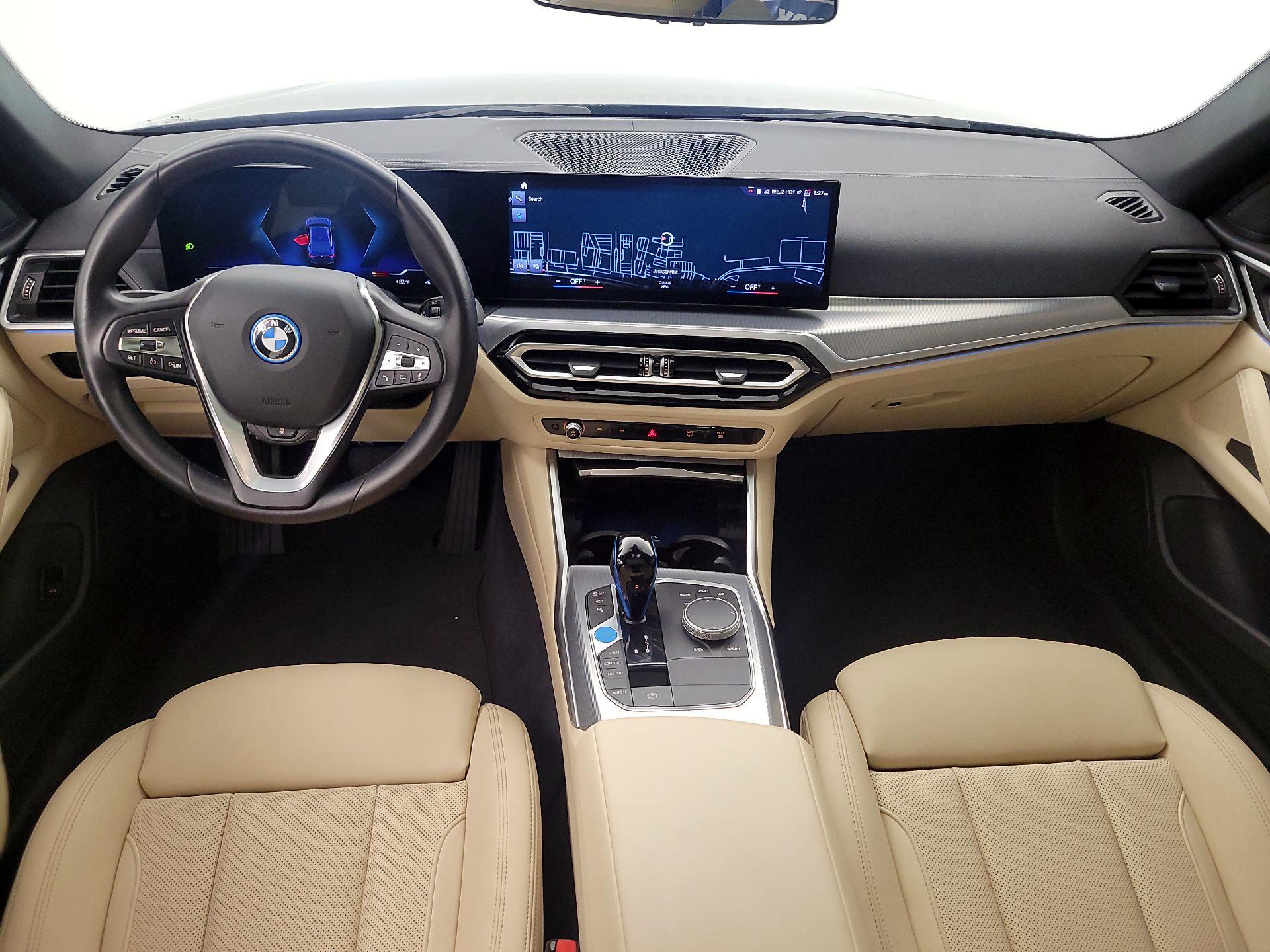 Thumbnail: 2022 BMW i4 - 9