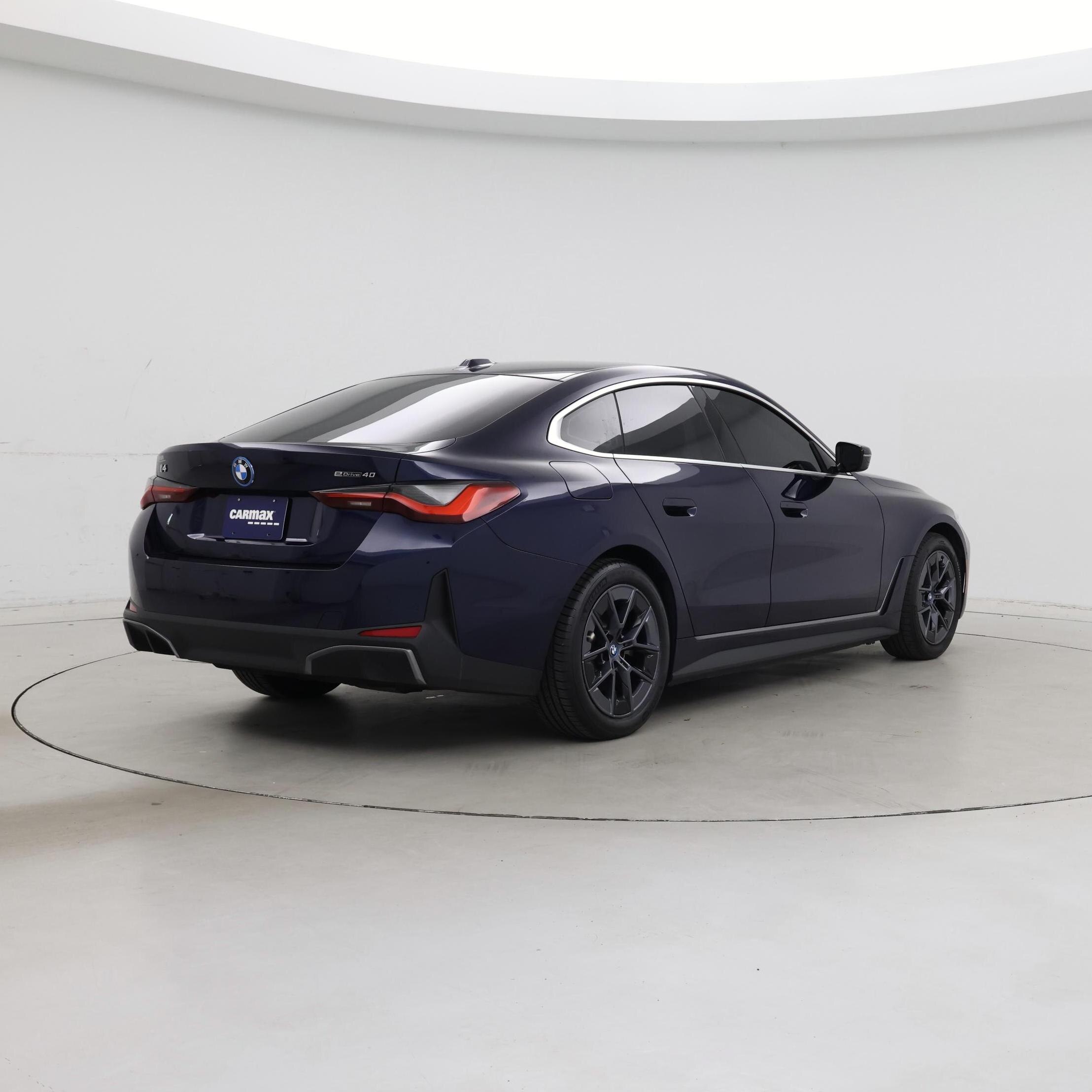 Thumbnail: 2022 BMW i4 - 8