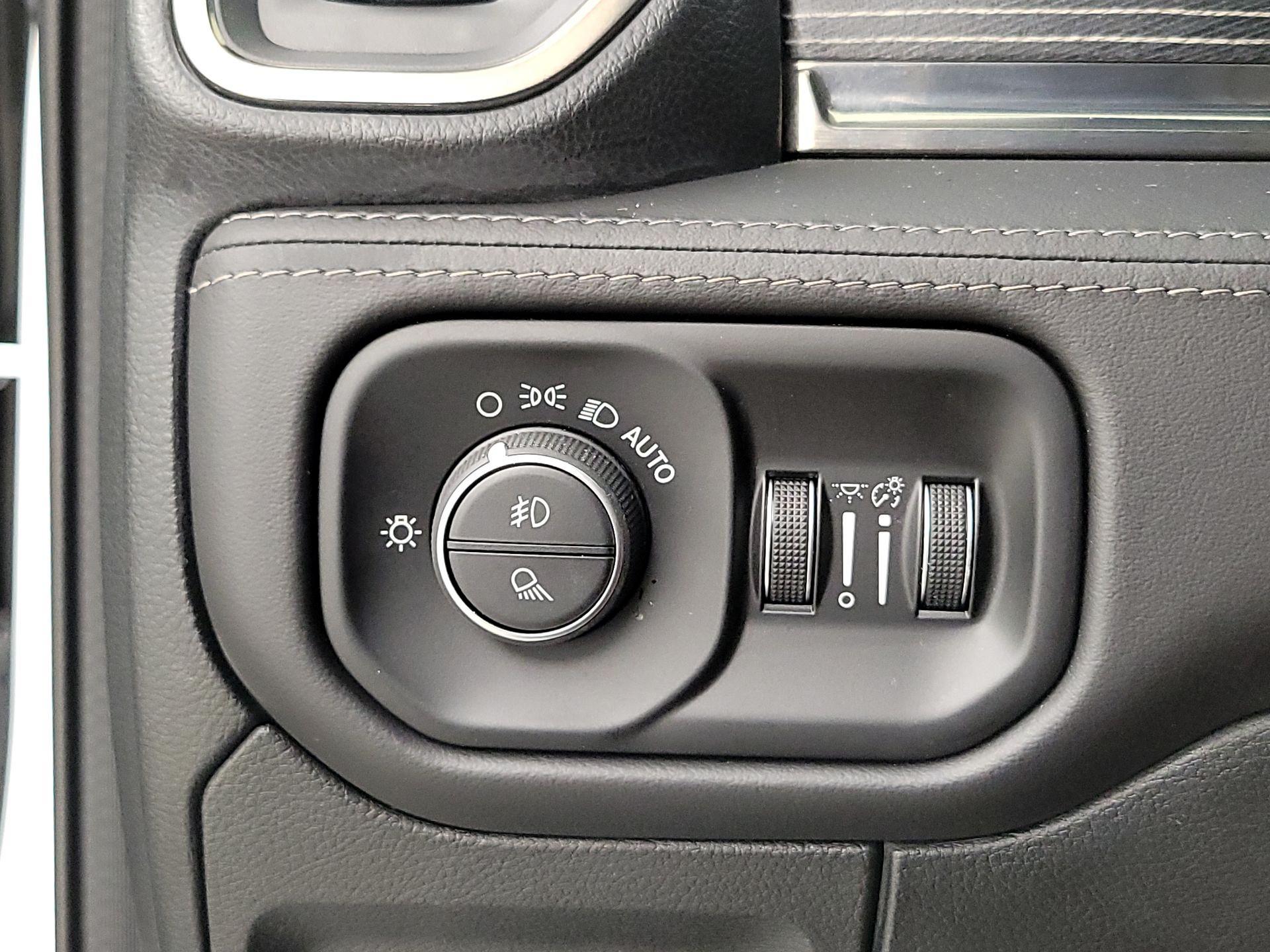Thumbnail: 2020 RAM 1500 - 13