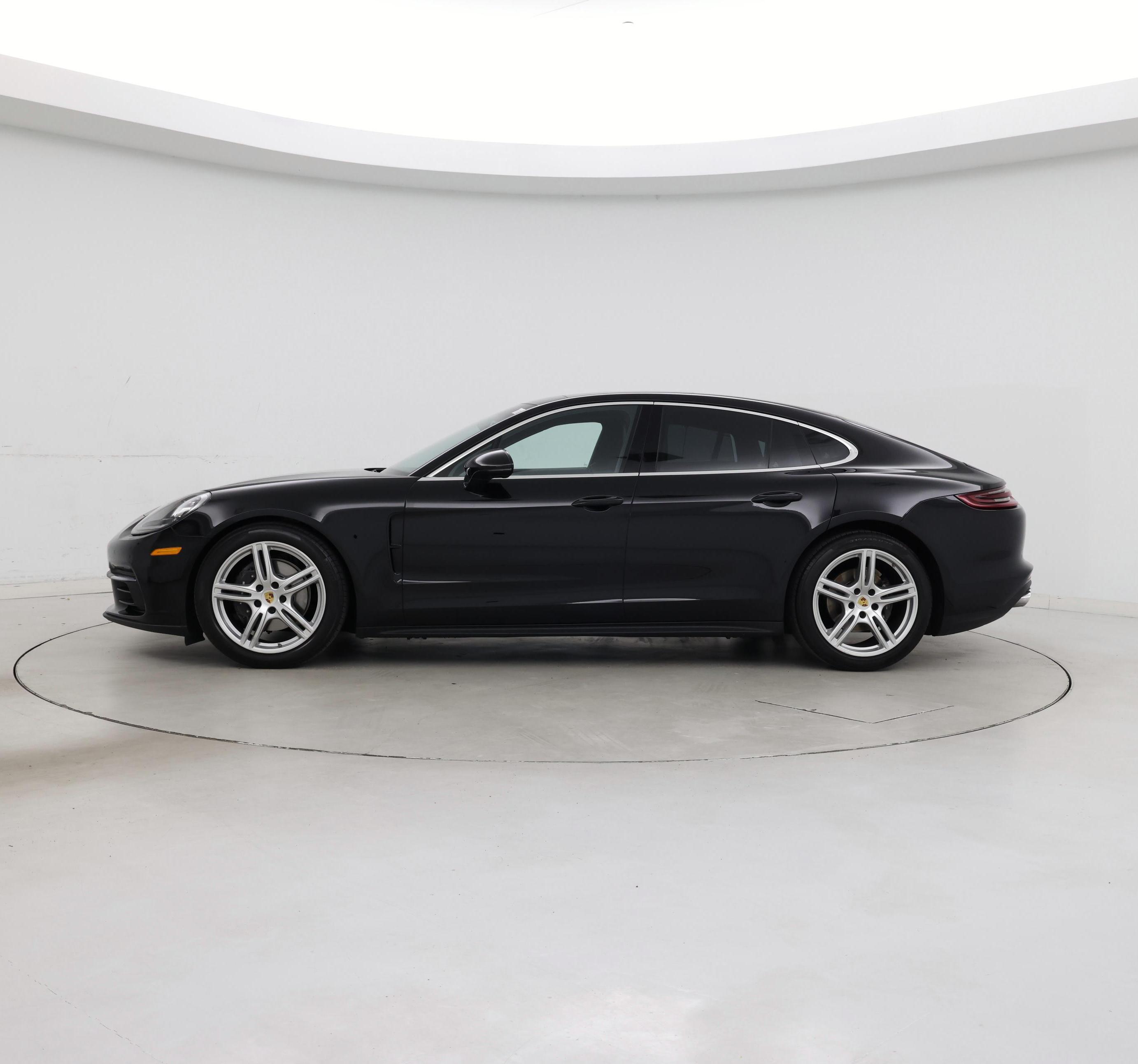 Thumbnail: 2020 Porsche Panamera - 3