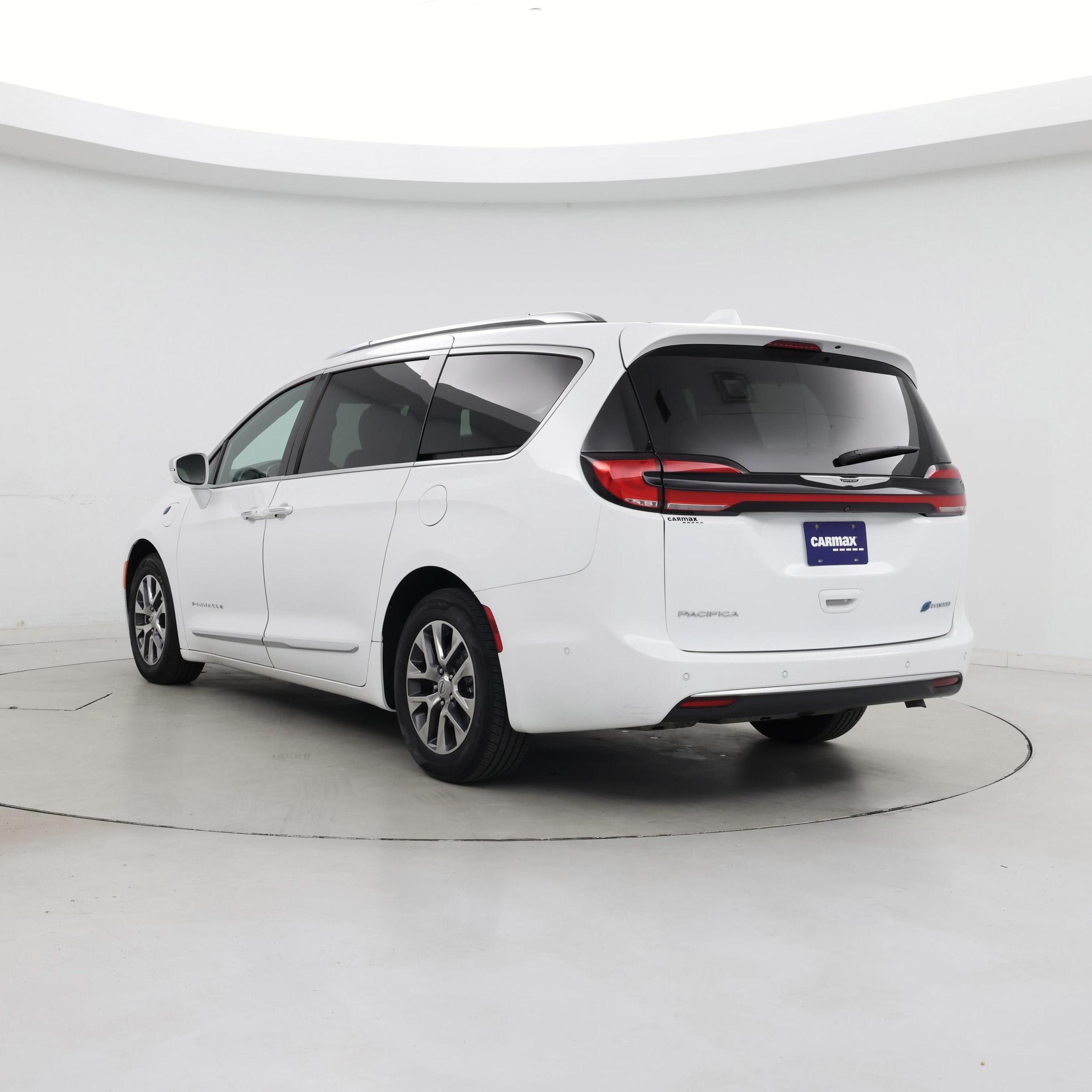 Thumbnail: 2022 Chrysler Pacifica - 2