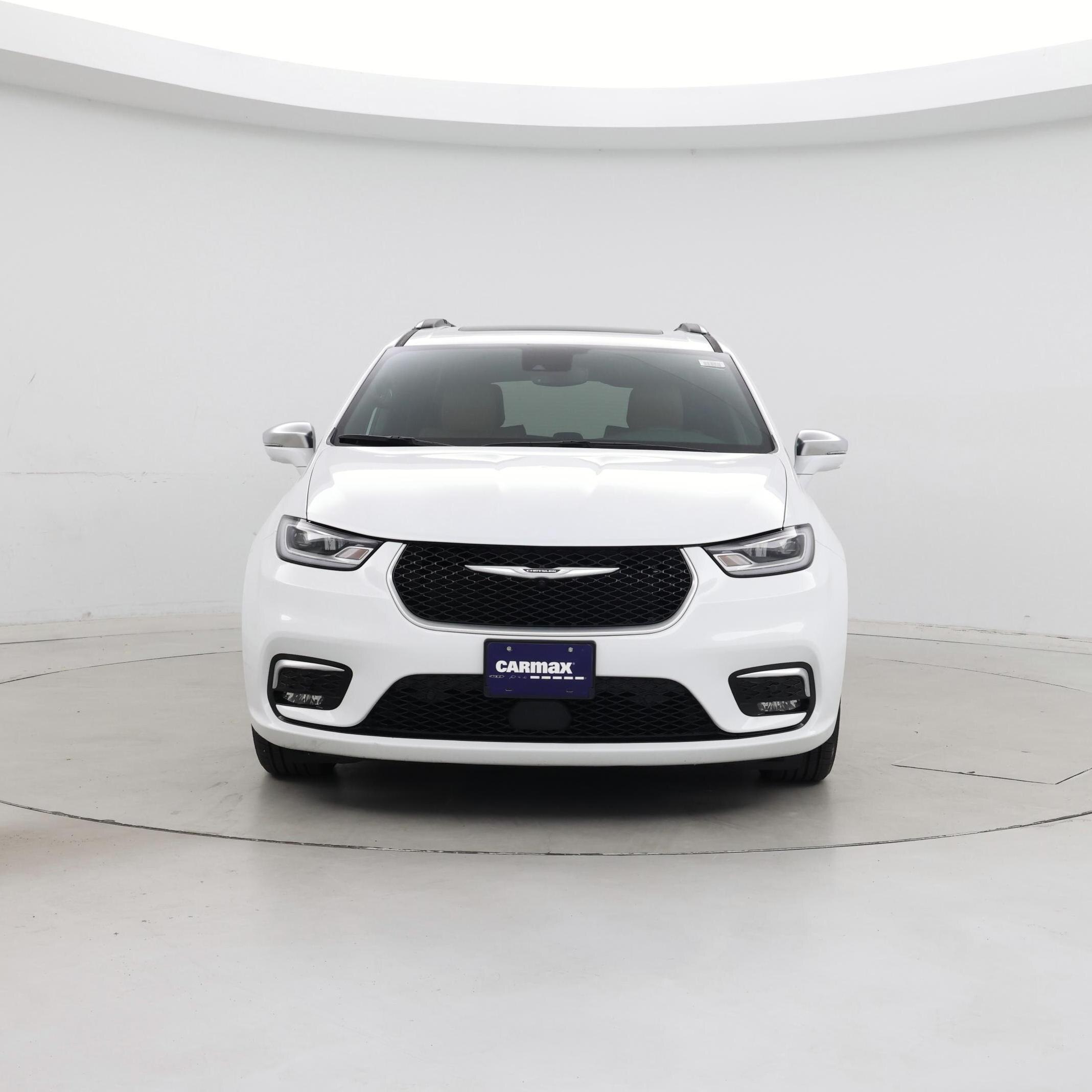 Thumbnail: 2022 Chrysler Pacifica - 5