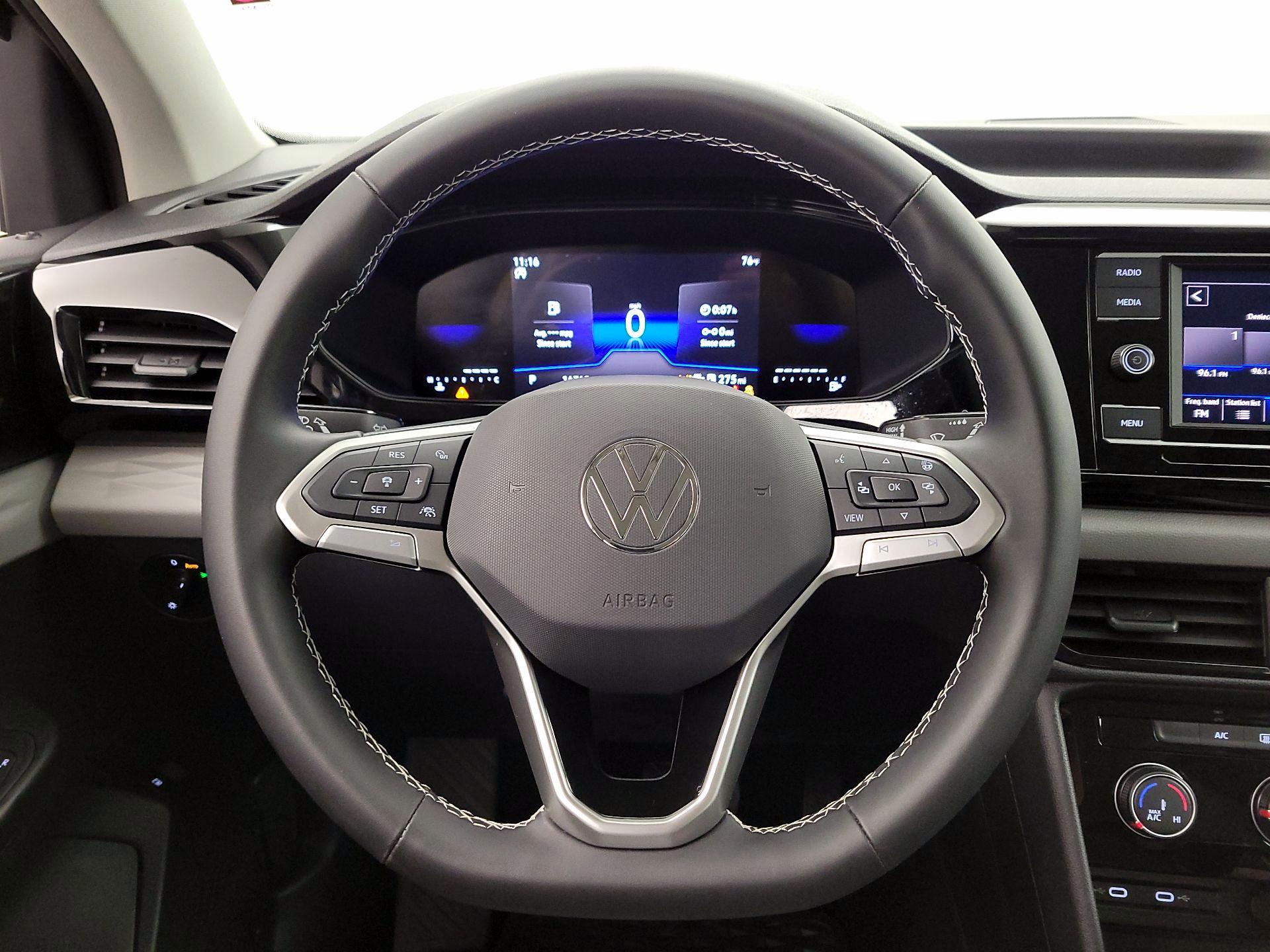 Thumbnail: 2024 Volkswagen Taos - 10