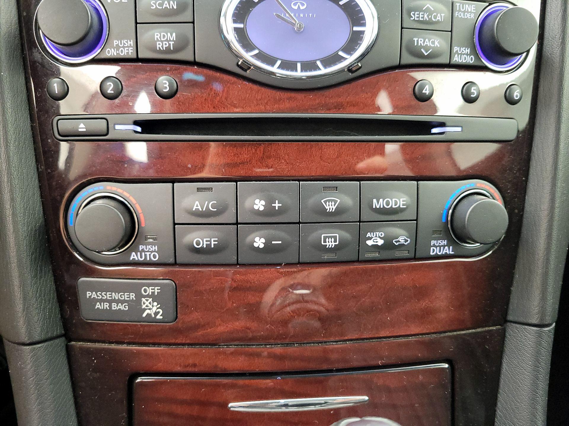 Thumbnail: 2016 INFINITI QX50 - 16
