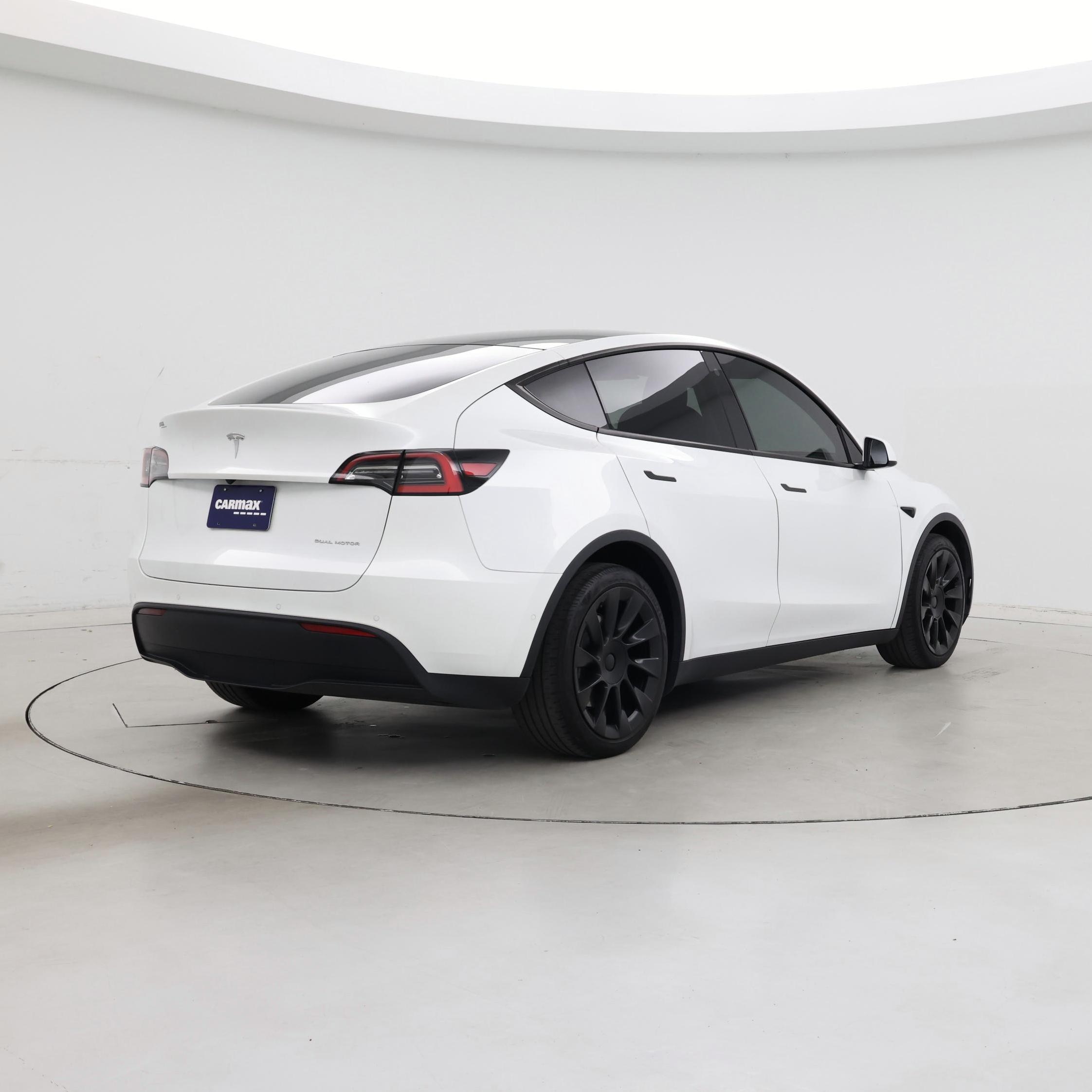 Thumbnail: 2021 Tesla Model Y - 8