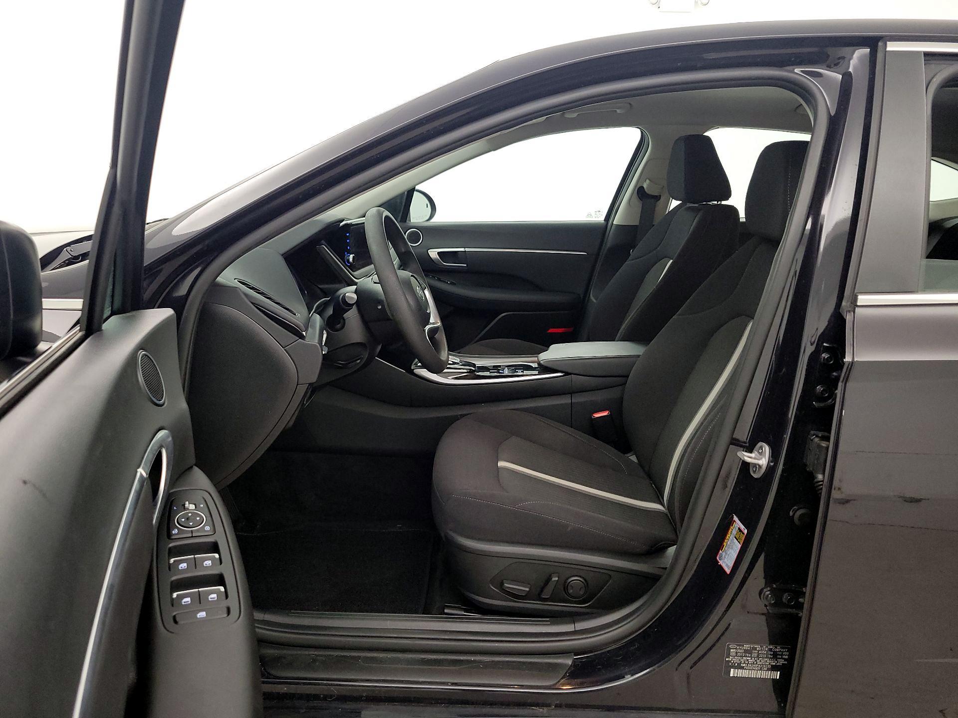 Thumbnail: 2023 Hyundai Sonata - 11