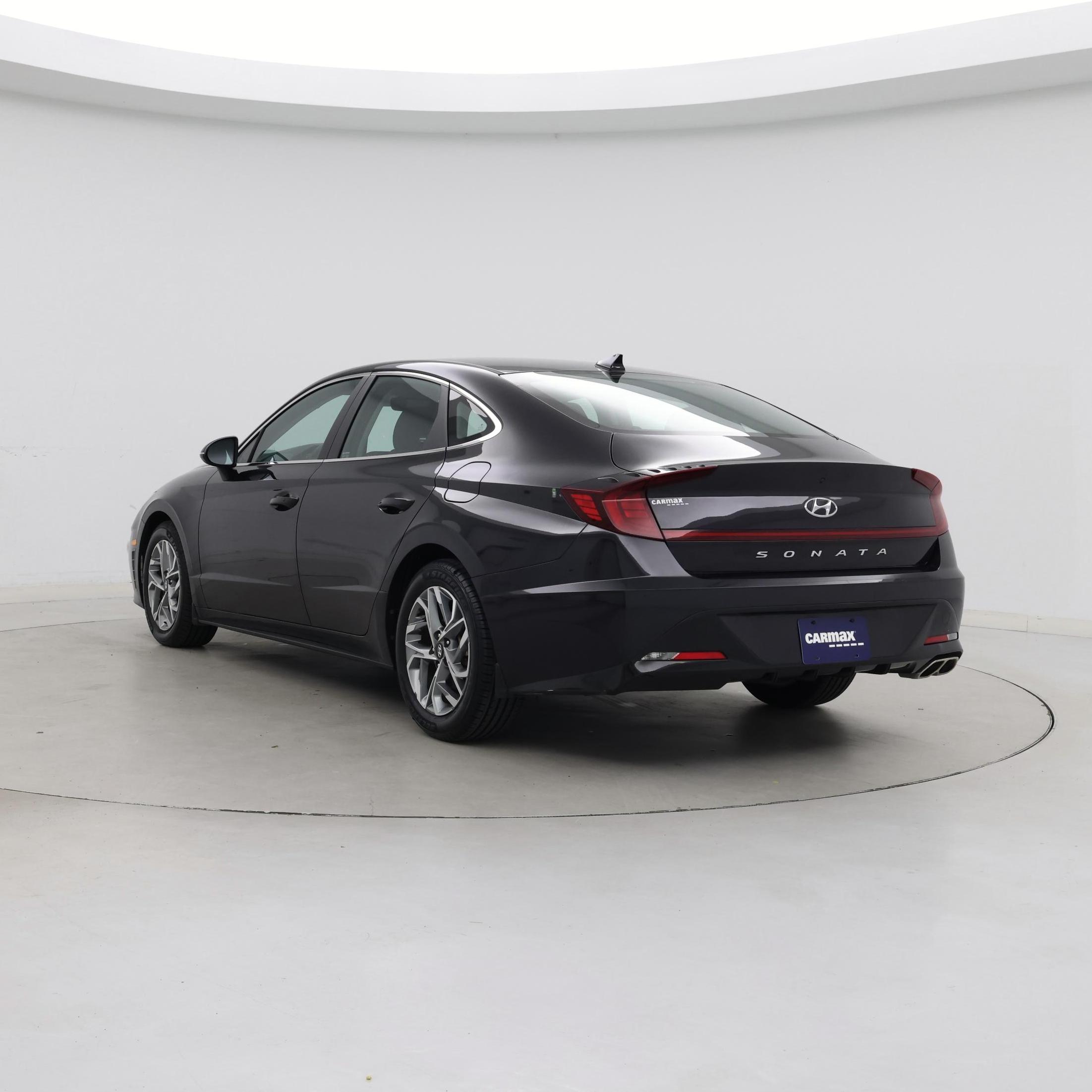 Thumbnail: 2023 Hyundai Sonata - 2