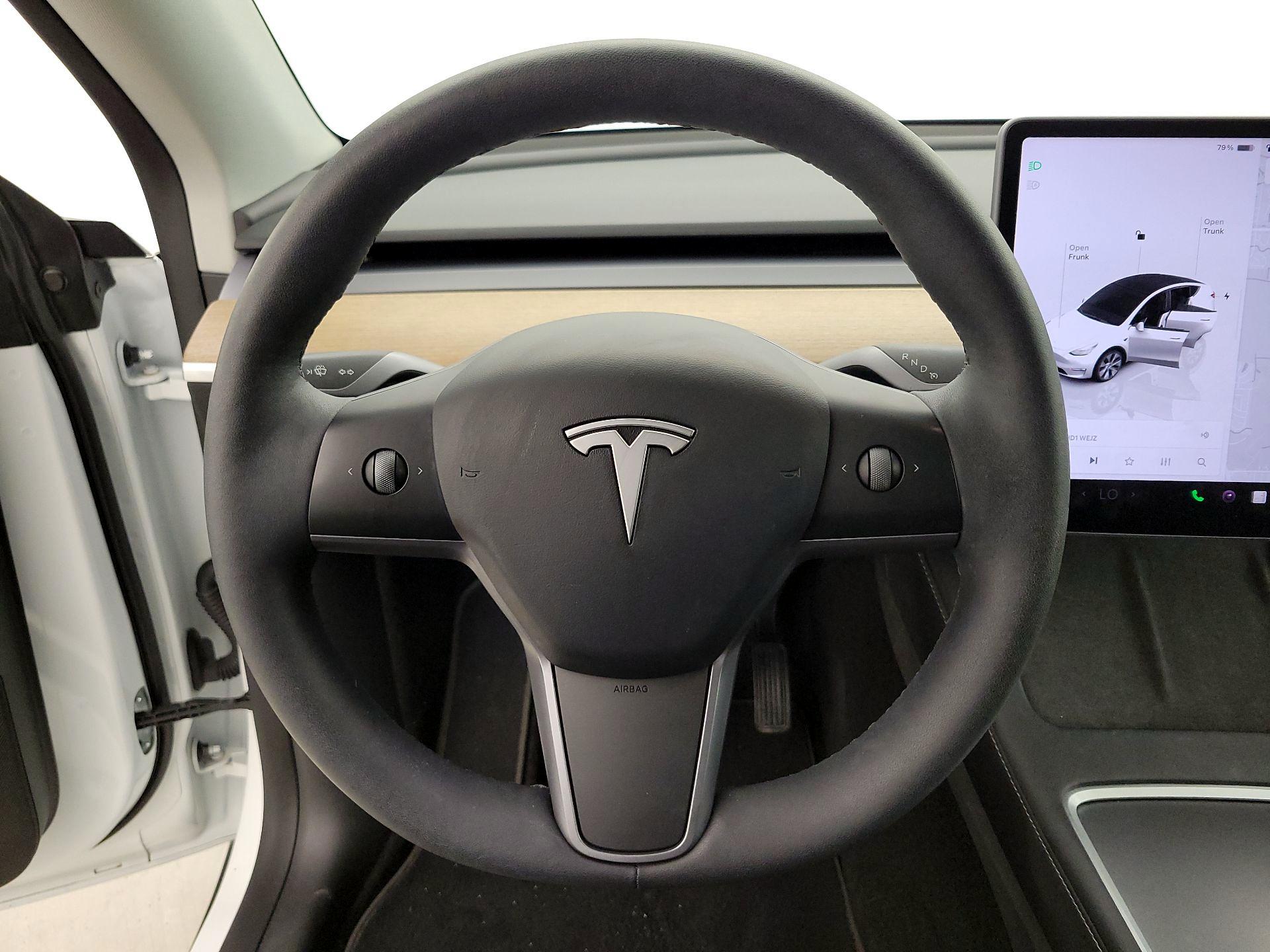 Thumbnail: 2022 Tesla Model Y - 10