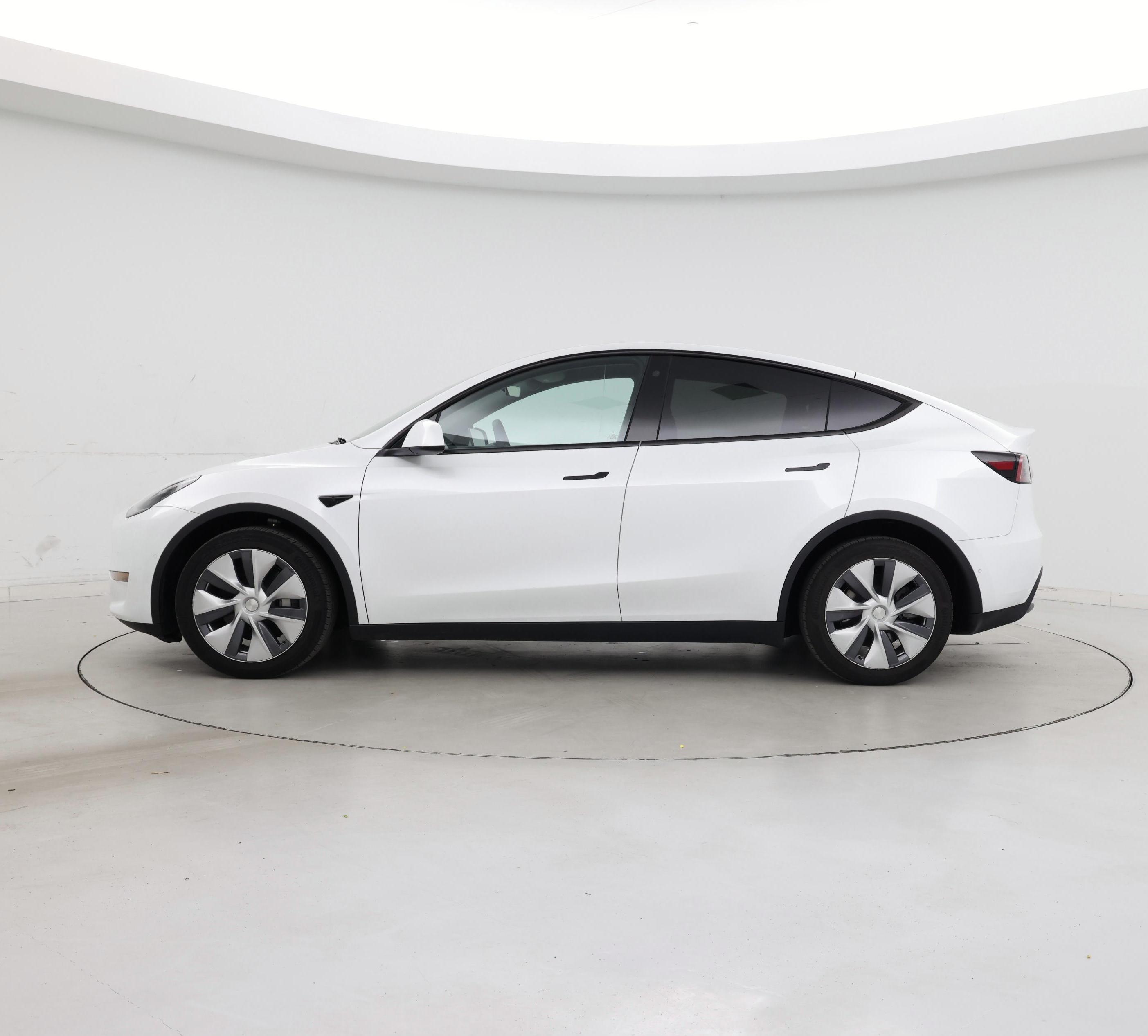 Thumbnail: 2022 Tesla Model Y - 3