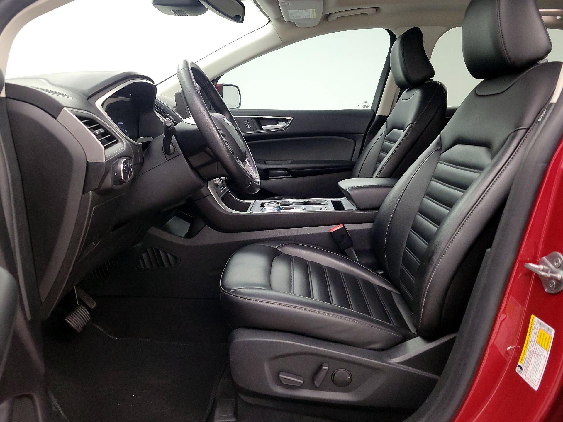 Thumbnail: 2021 Ford Edge - 11