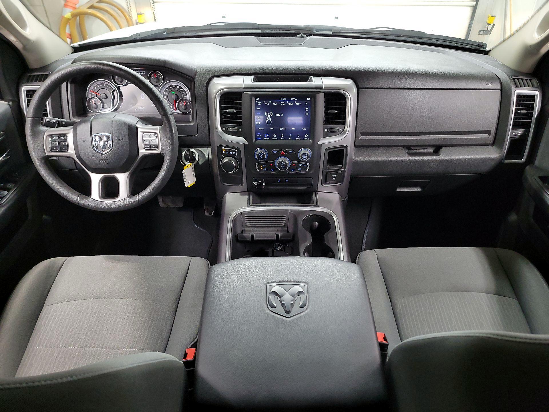 Thumbnail: 2023 RAM 1500 Classic - 9