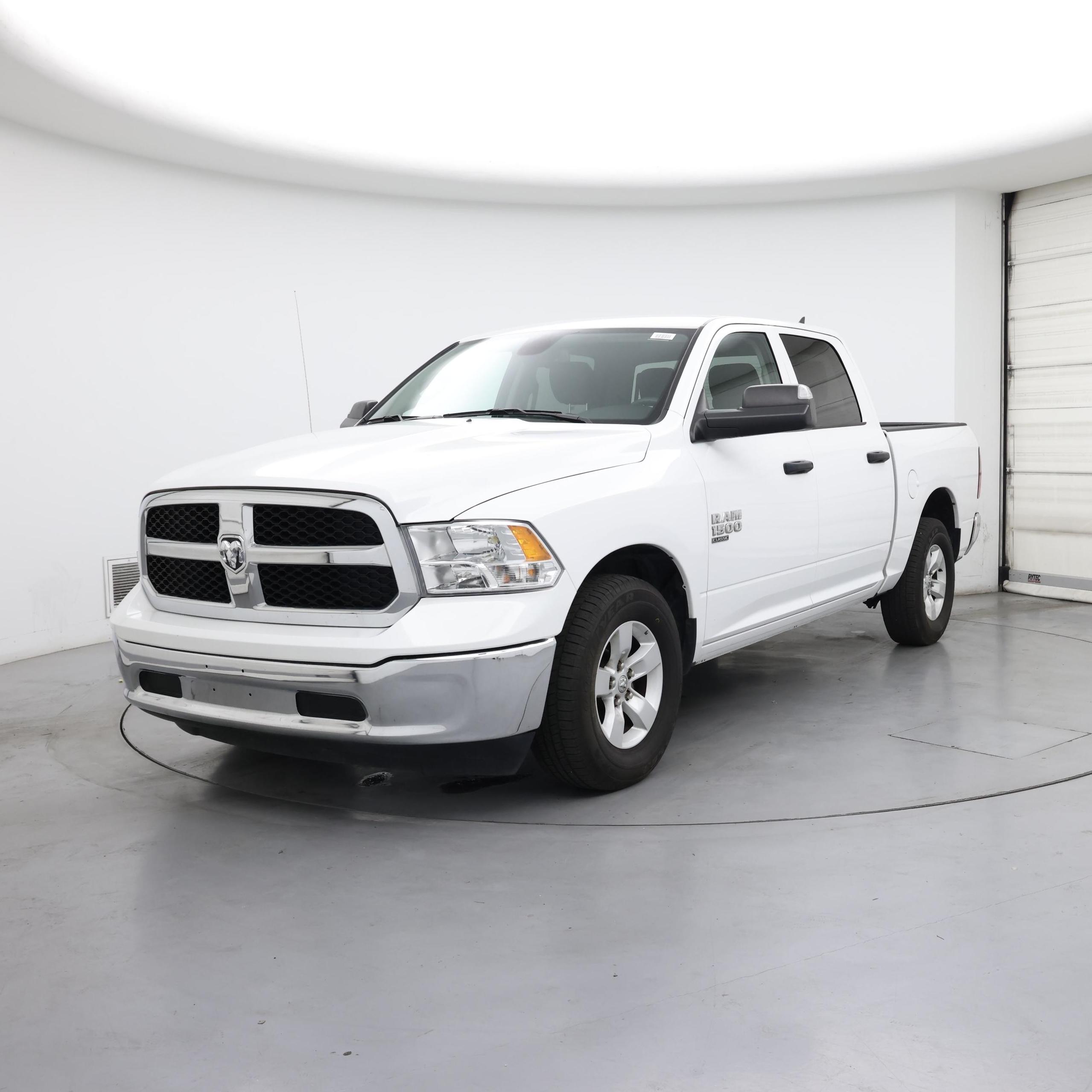 Thumbnail: 2023 RAM 1500 Classic - 4