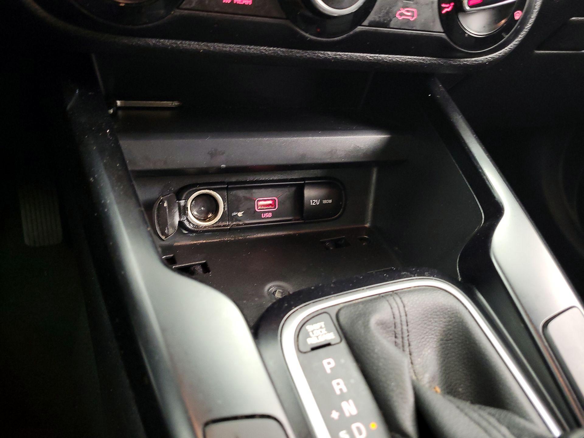 Thumbnail: 2020 Kia Soul - 18