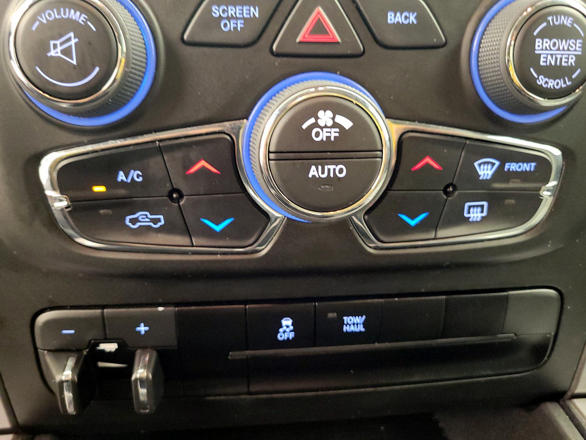 Thumbnail: 2023 RAM 1500 Classic - 15