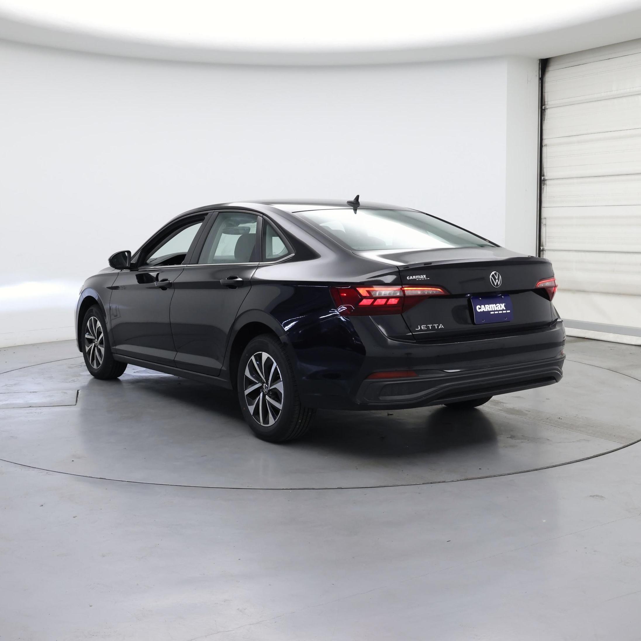 Thumbnail: 2023 Volkswagen Jetta - 2