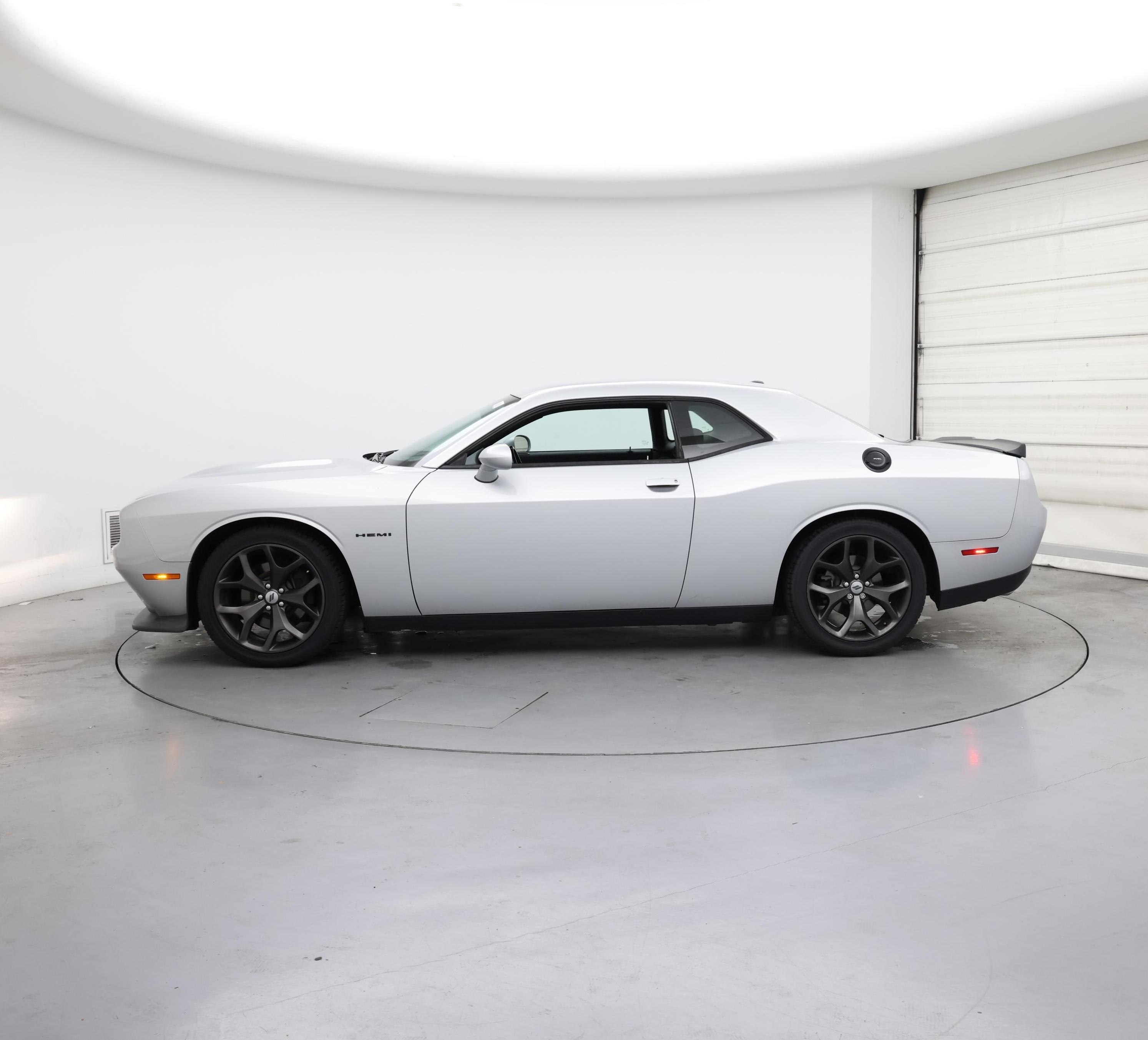 Thumbnail: 2020 Dodge Challenger - 3