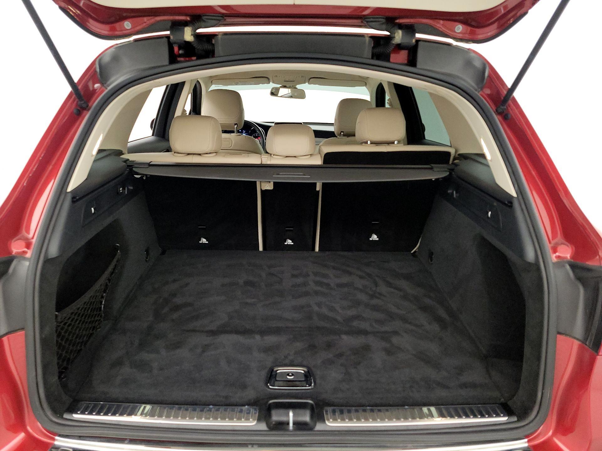 Thumbnail: 2019 Mercedes-Benz GLC - 20