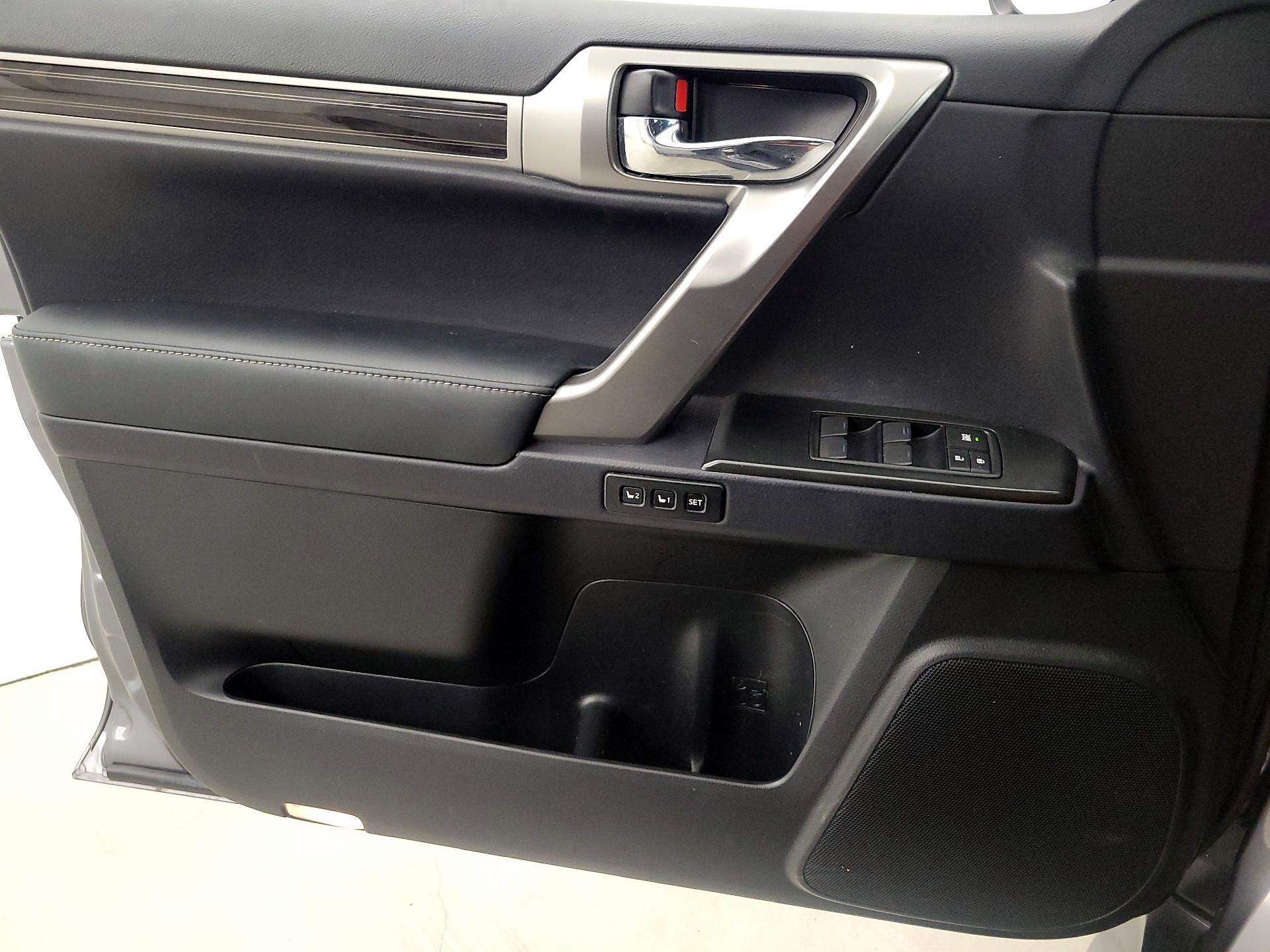 Thumbnail: 2023 Lexus GX - 12