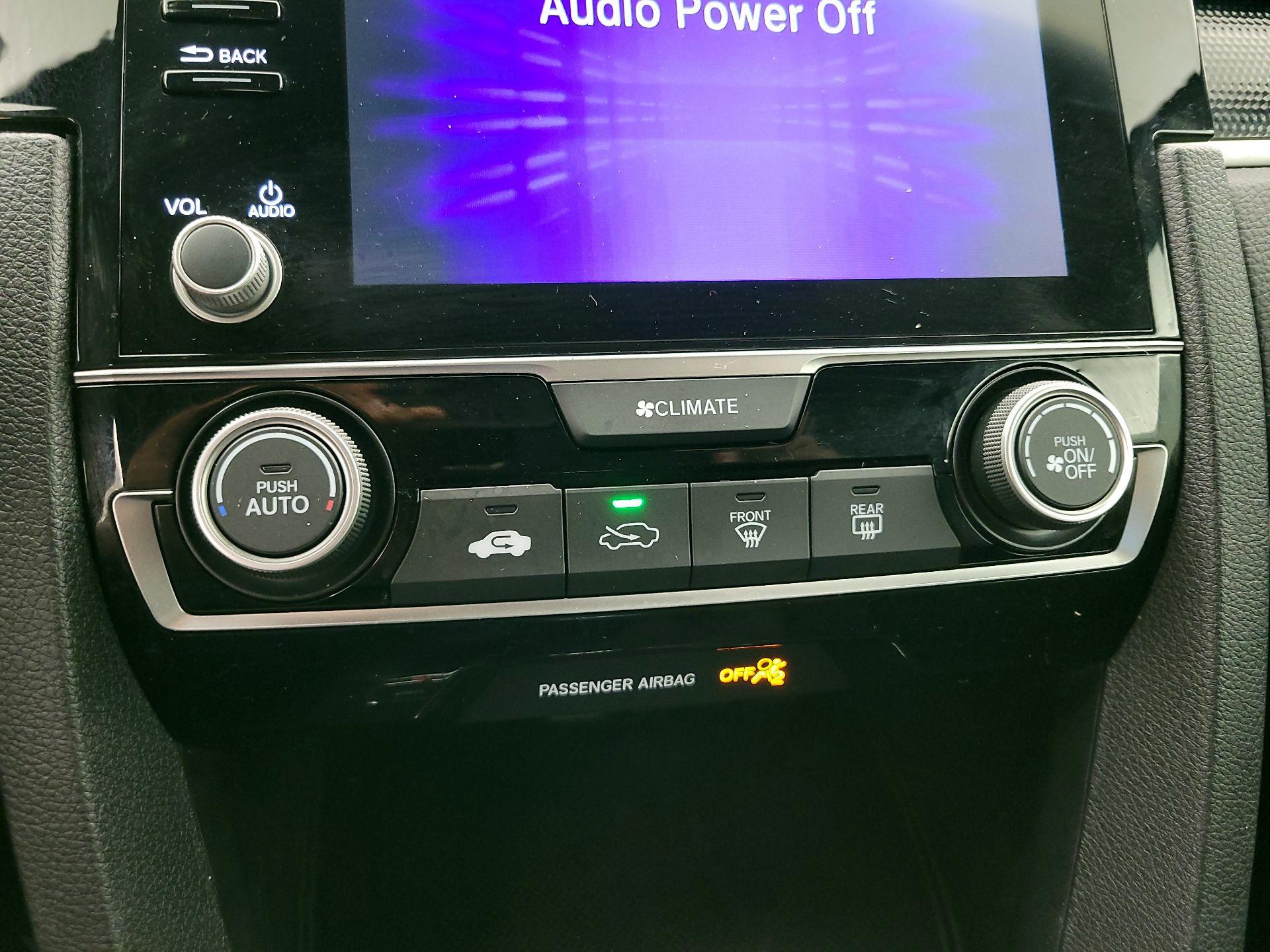 Thumbnail: 2019 Honda Civic - 16