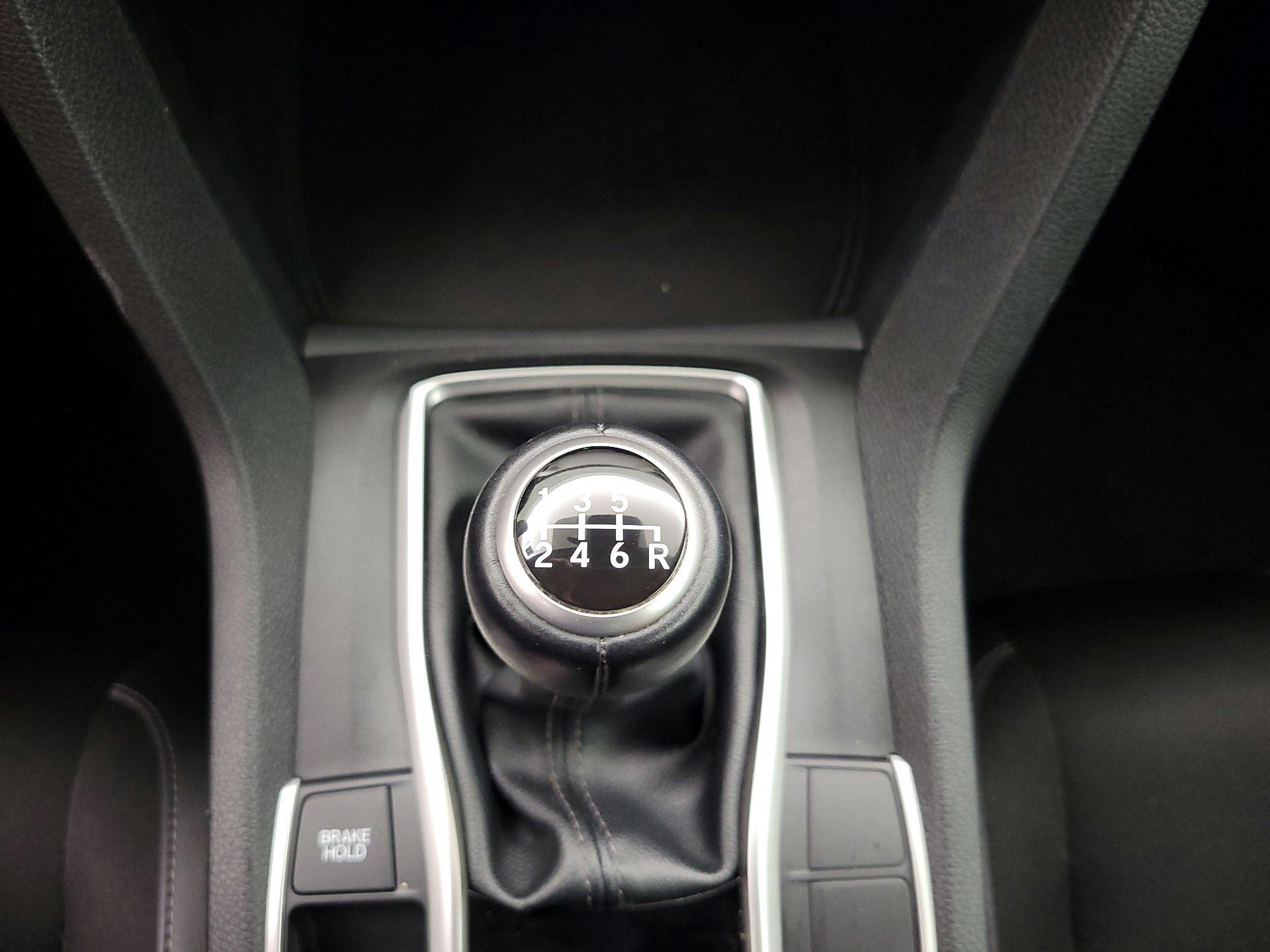 Thumbnail: 2019 Honda Civic - 17
