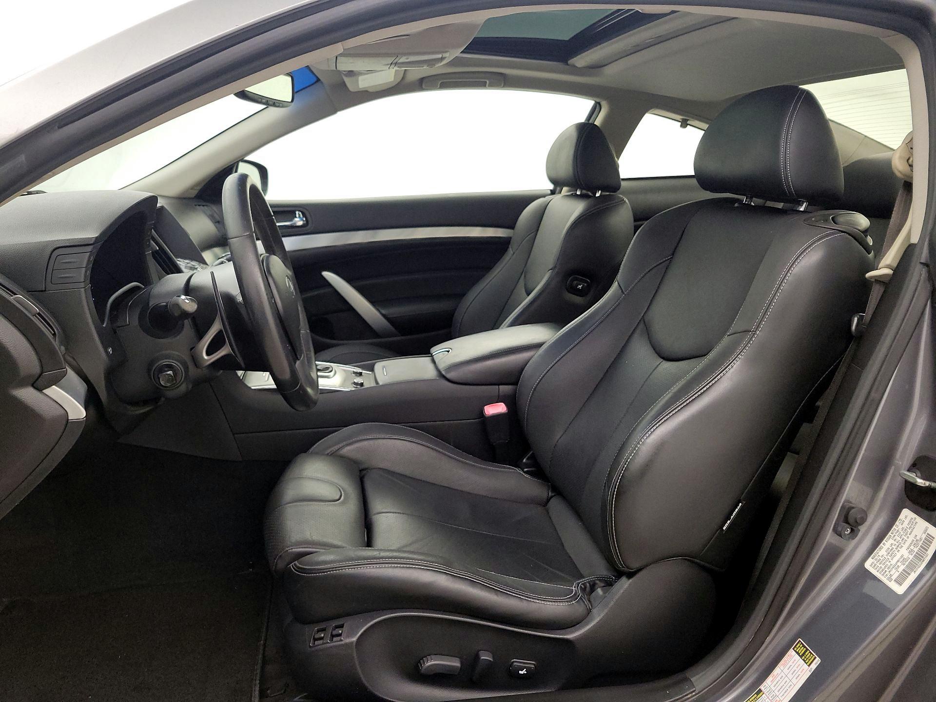 Thumbnail: 2015 INFINITI Q60 - 11