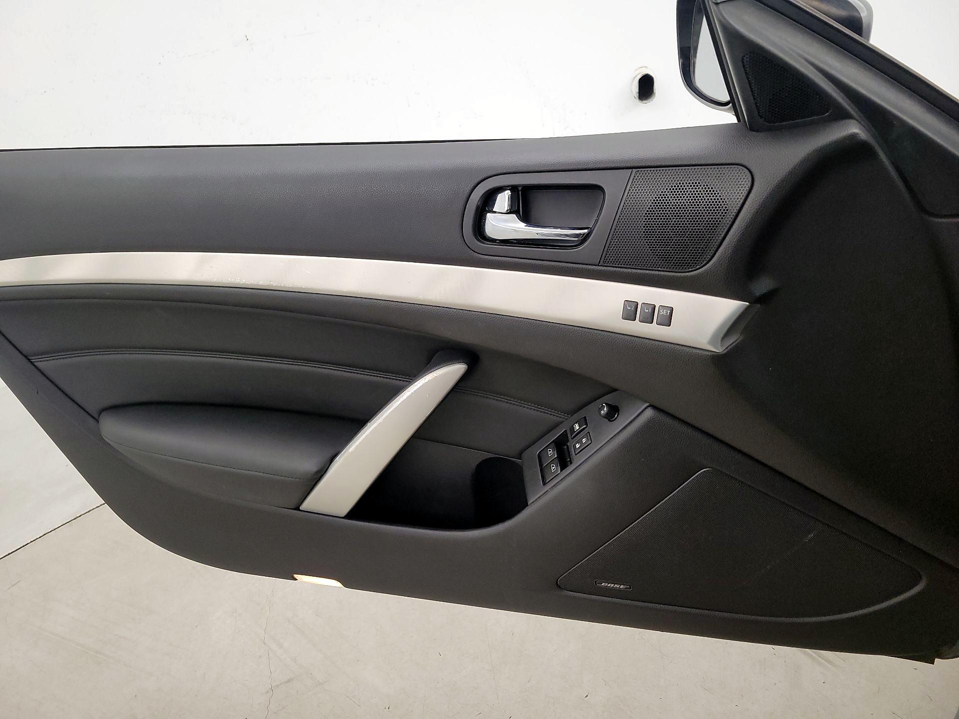 Thumbnail: 2015 INFINITI Q60 - 12