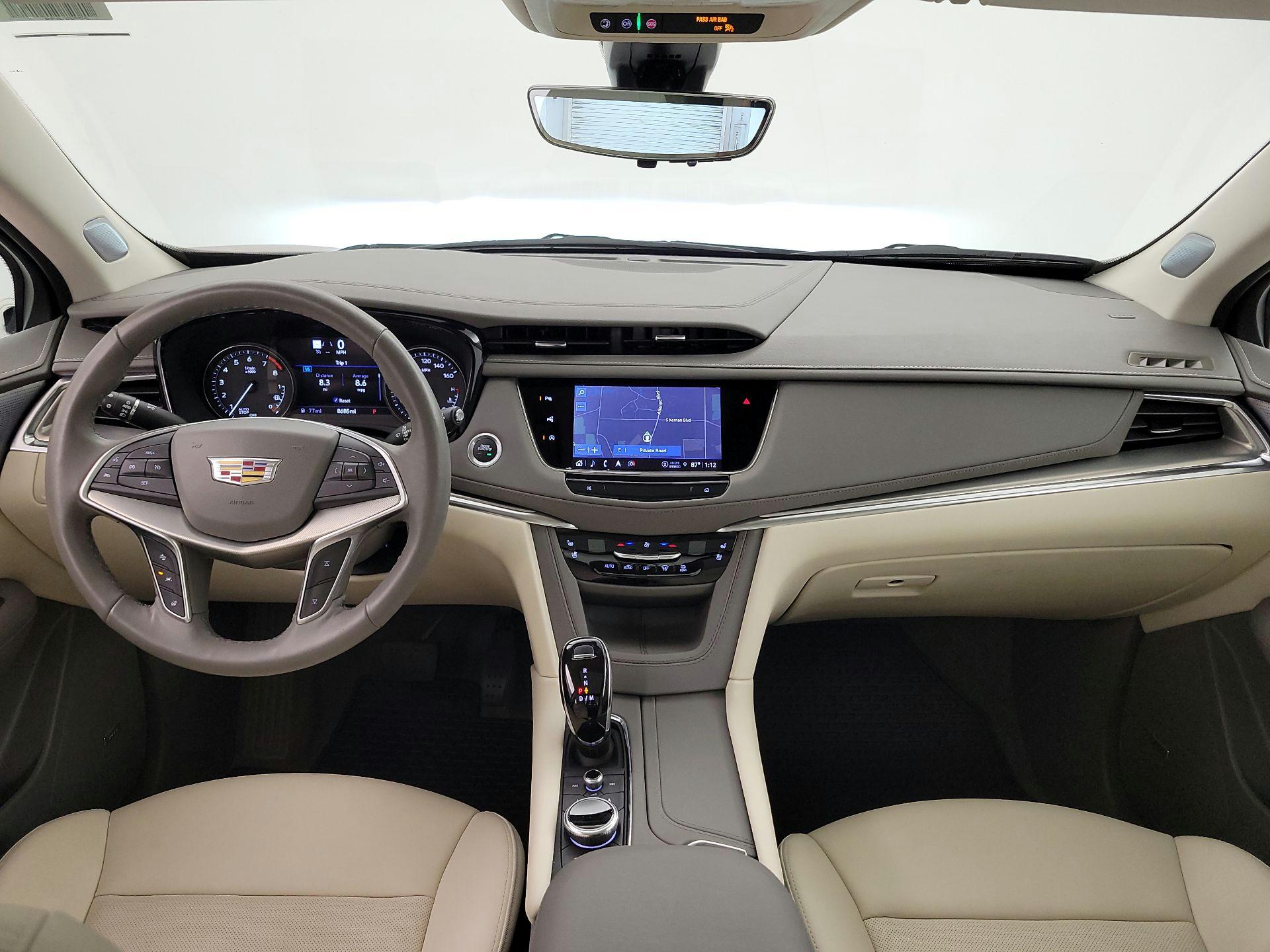 Thumbnail: 2024 Cadillac XT5 - 9