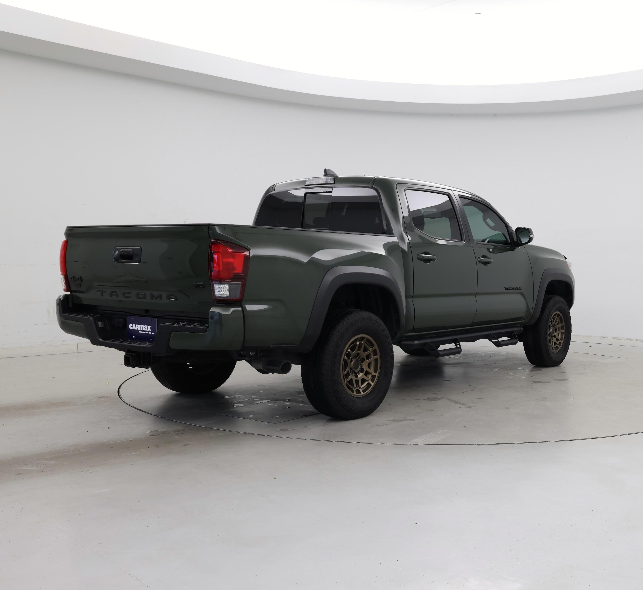 Thumbnail: 2022 Toyota Tacoma - 8