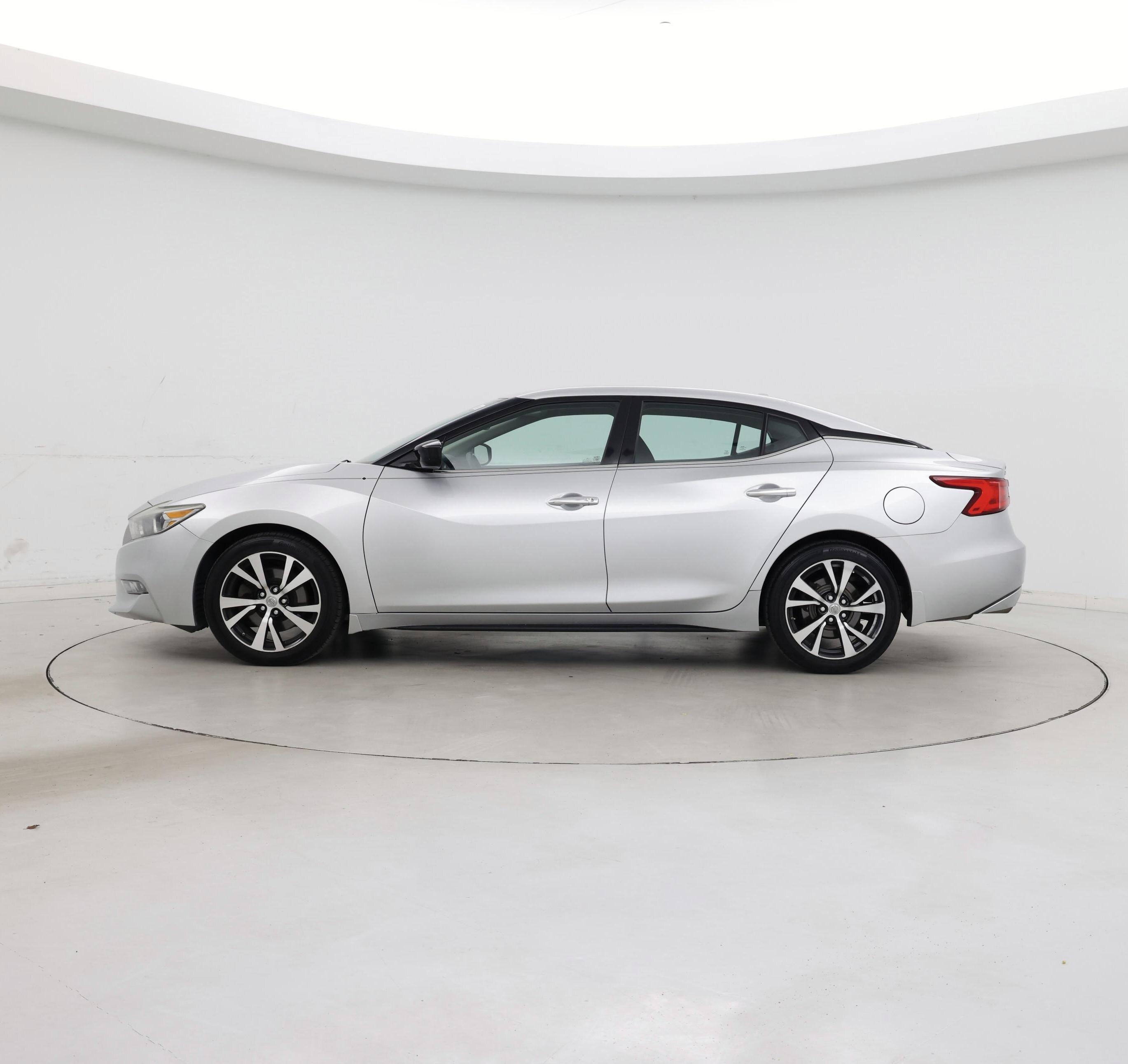 Thumbnail: 2016 Nissan Maxima - 3