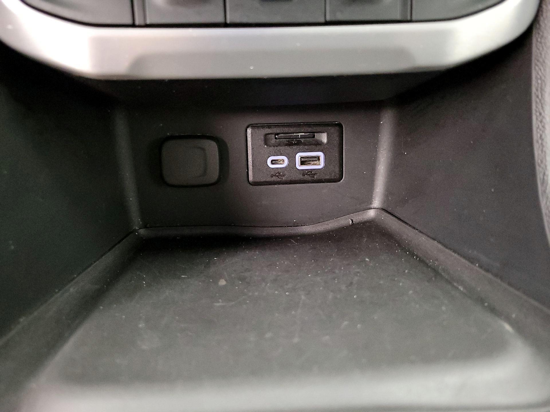Thumbnail: 2020 GMC Acadia - 18