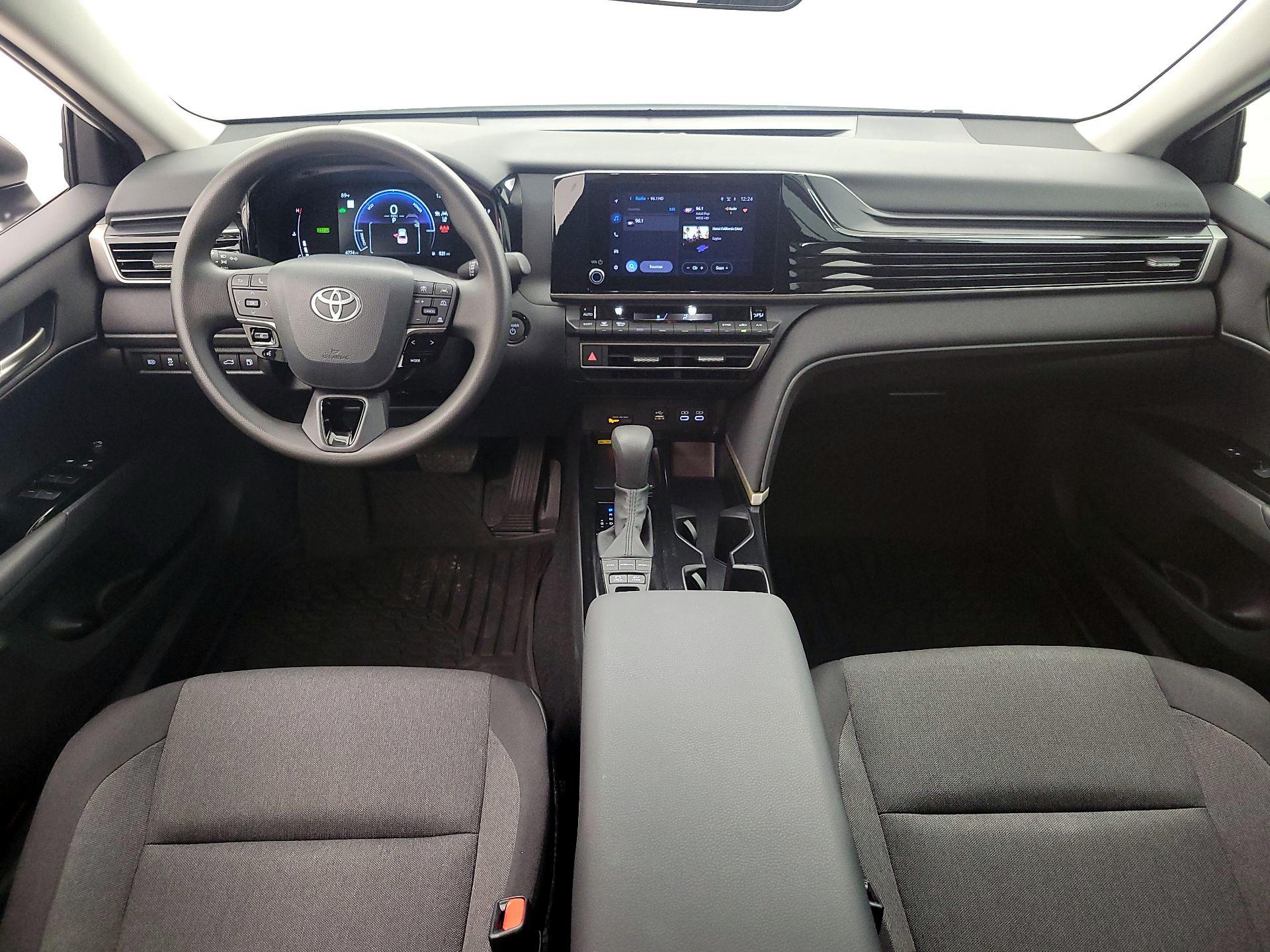 Thumbnail: 2025 Toyota Camry - 9