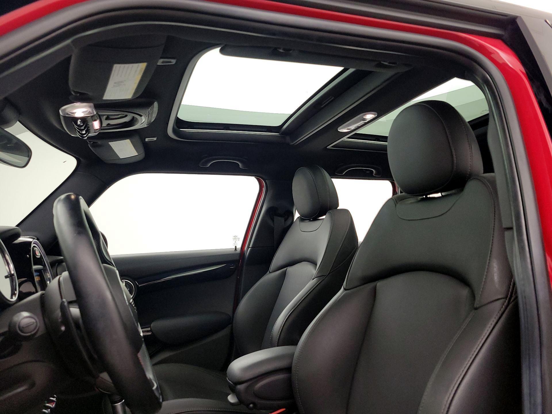 Thumbnail: 2019 MINI Cooper Hardtop - 19