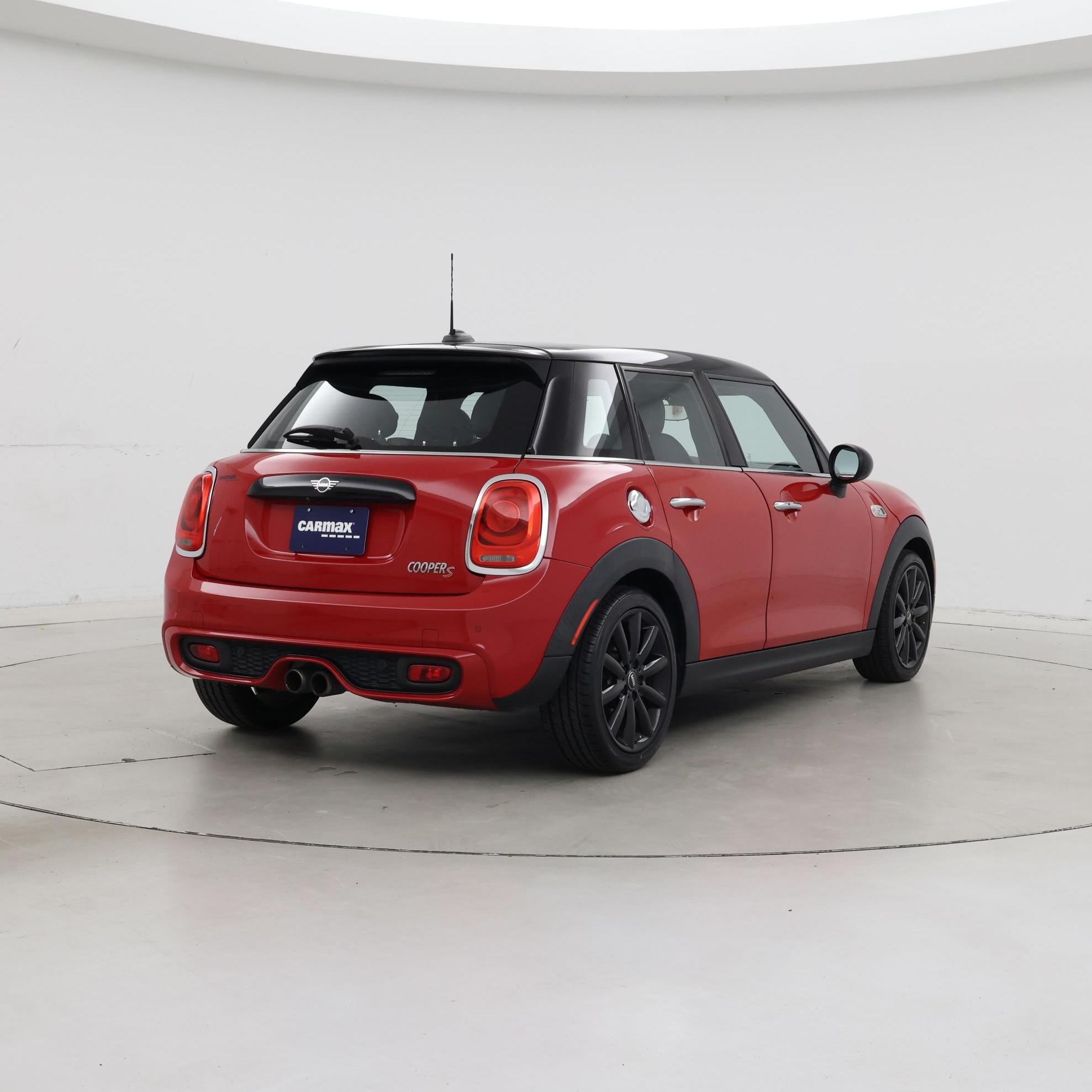 Thumbnail: 2019 MINI Cooper Hardtop - 8