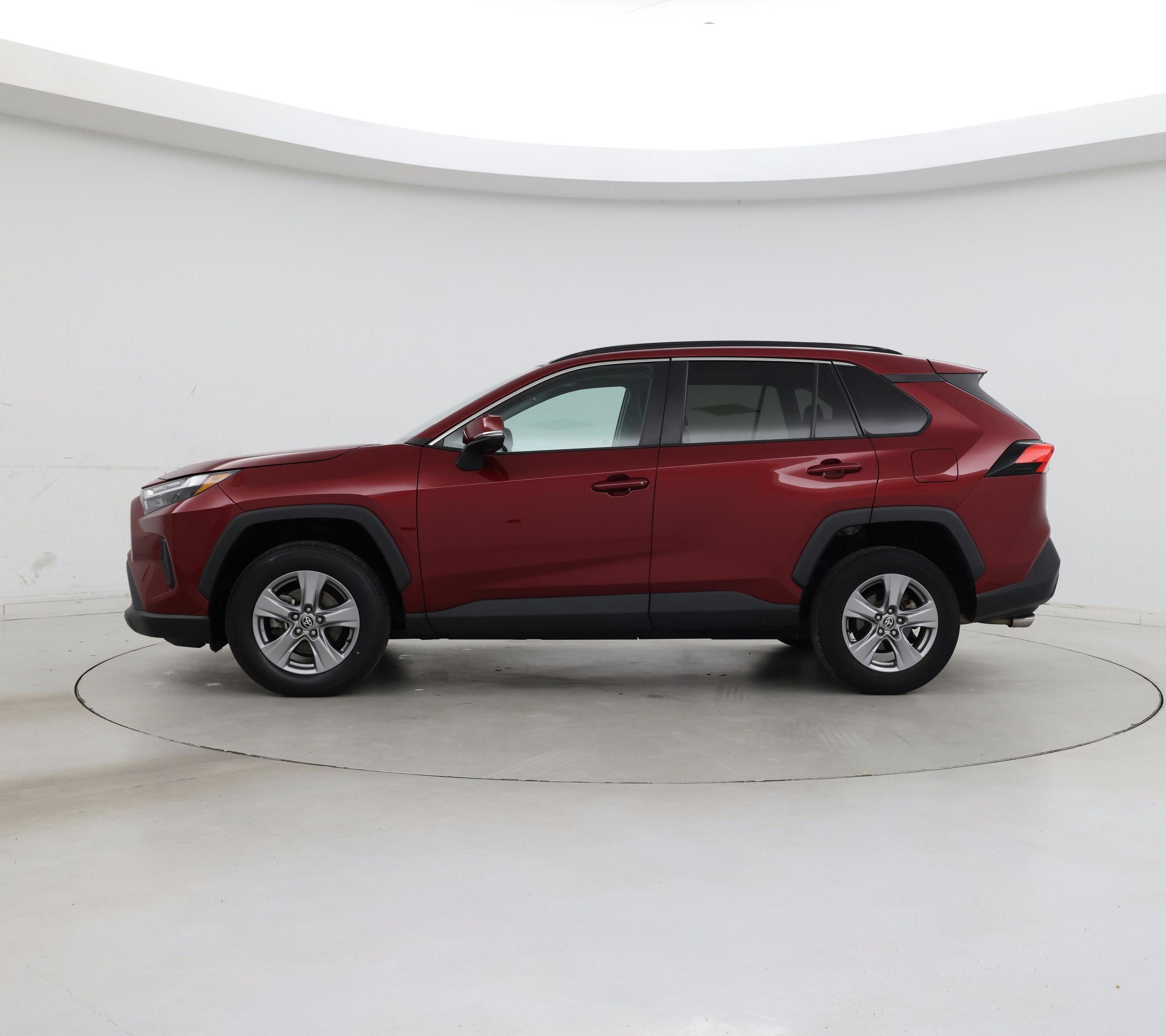 Thumbnail: 2022 Toyota RAV4 - 3