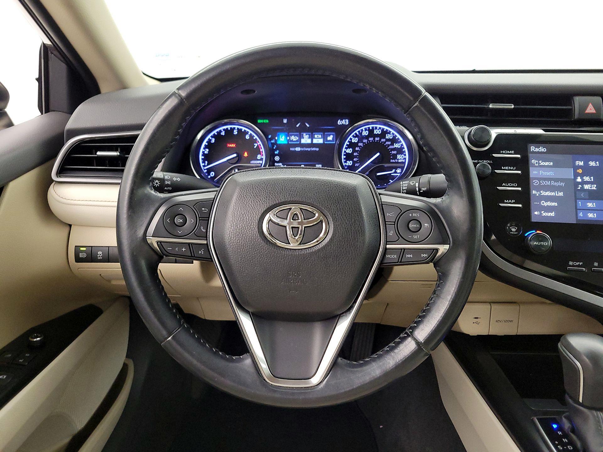 Thumbnail: 2019 Toyota Camry - 10