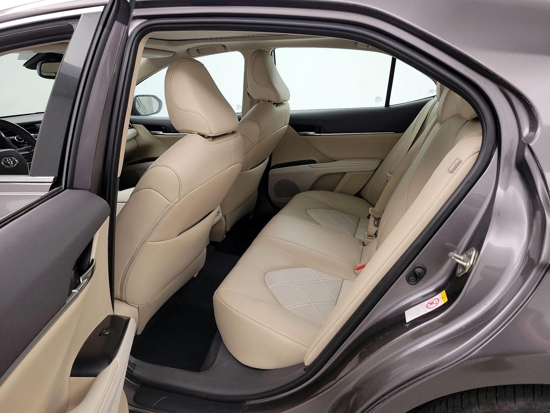 Thumbnail: 2019 Toyota Camry - 20