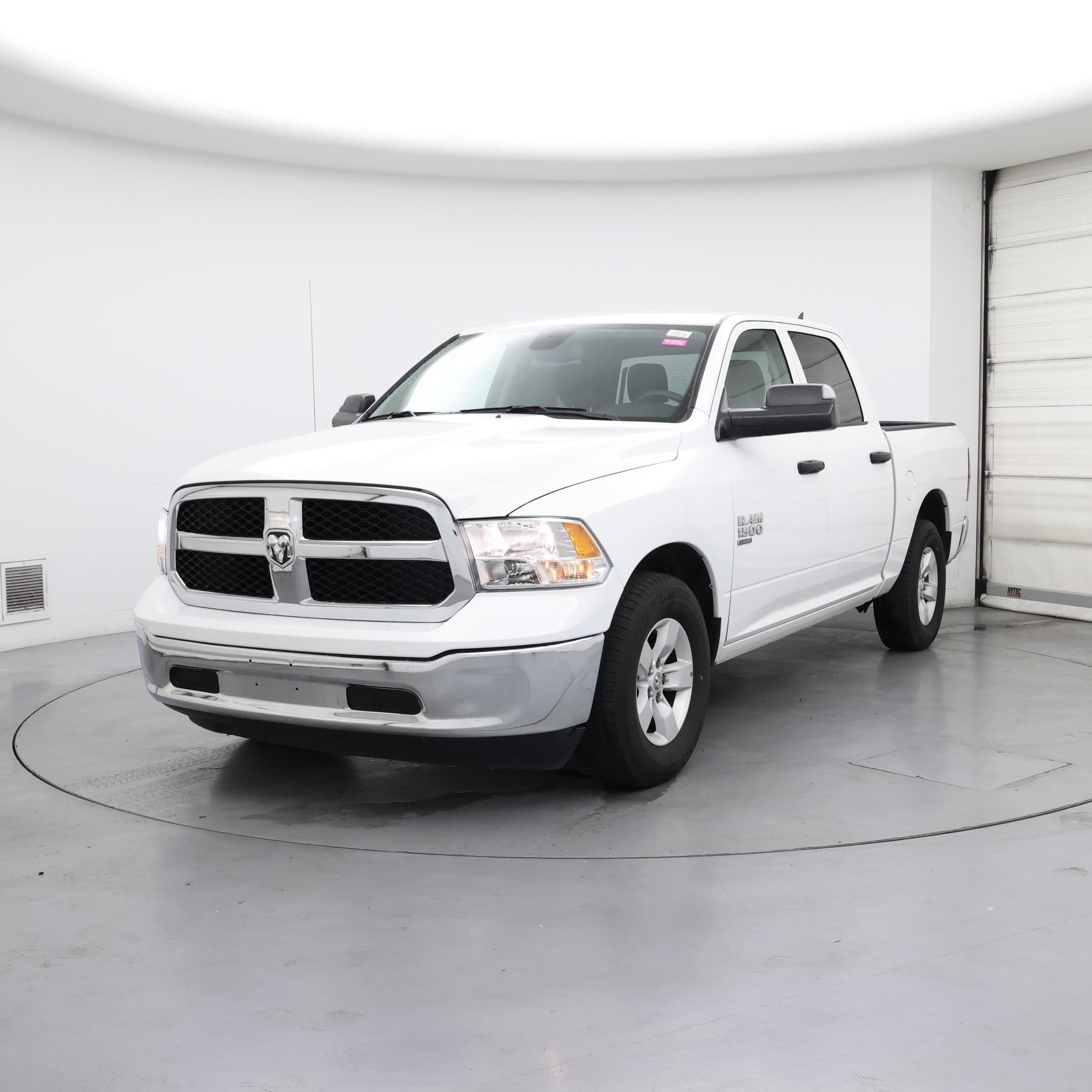 Thumbnail: 2023 RAM 1500 Classic - 4
