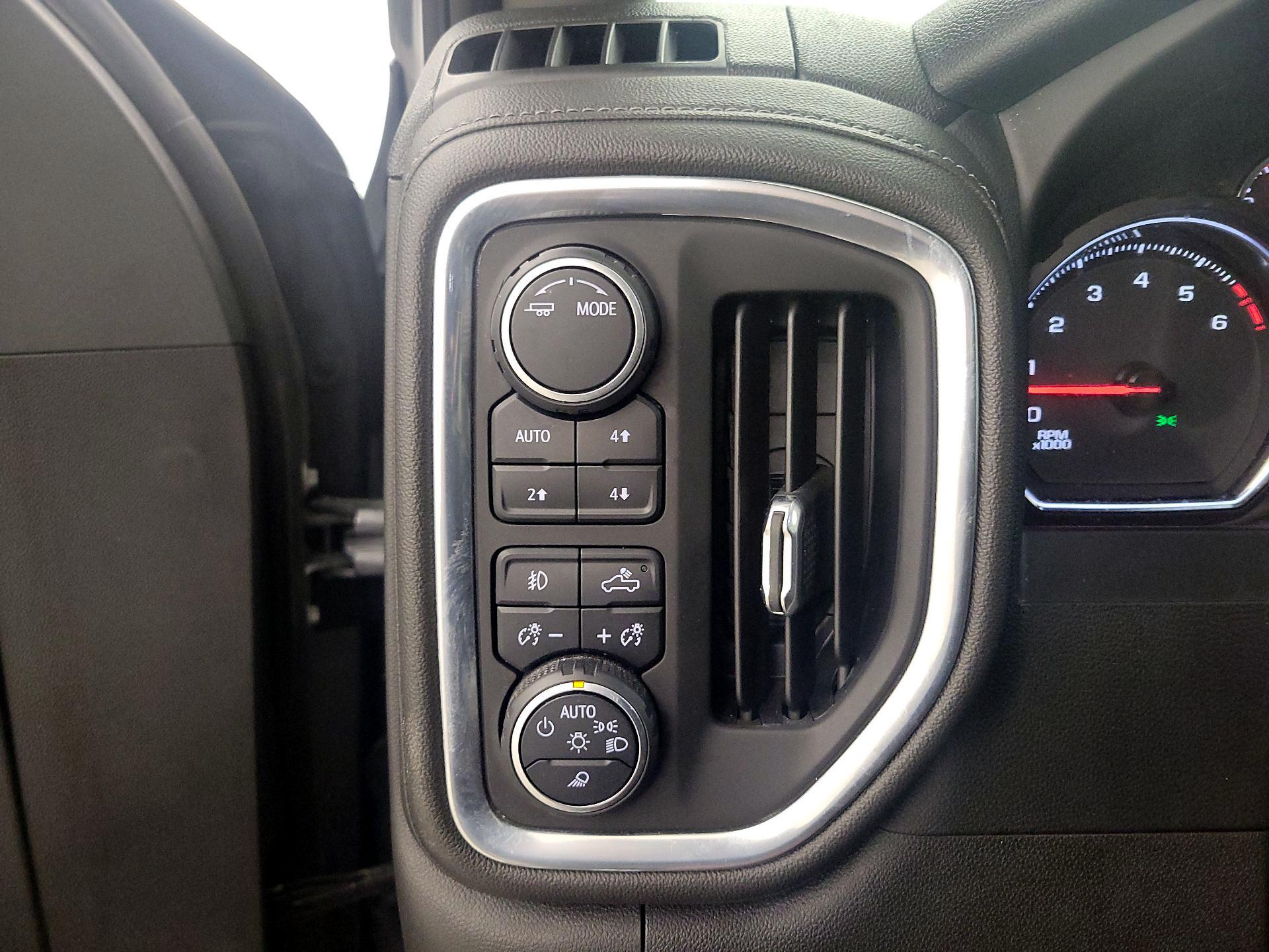 Thumbnail: 2022 Chevrolet Silverado 1500 - 13