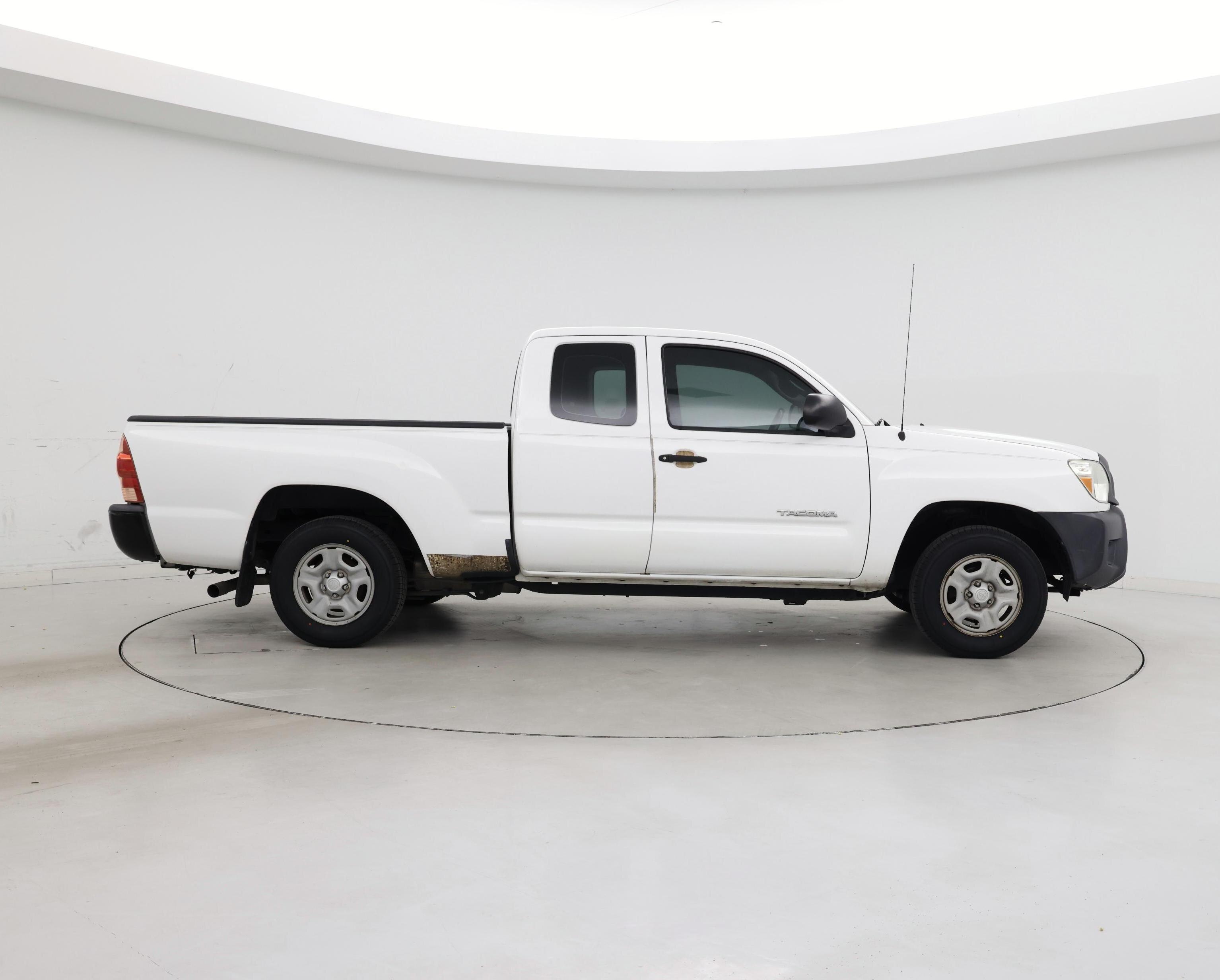 Thumbnail: 2015 Toyota Tacoma - 7