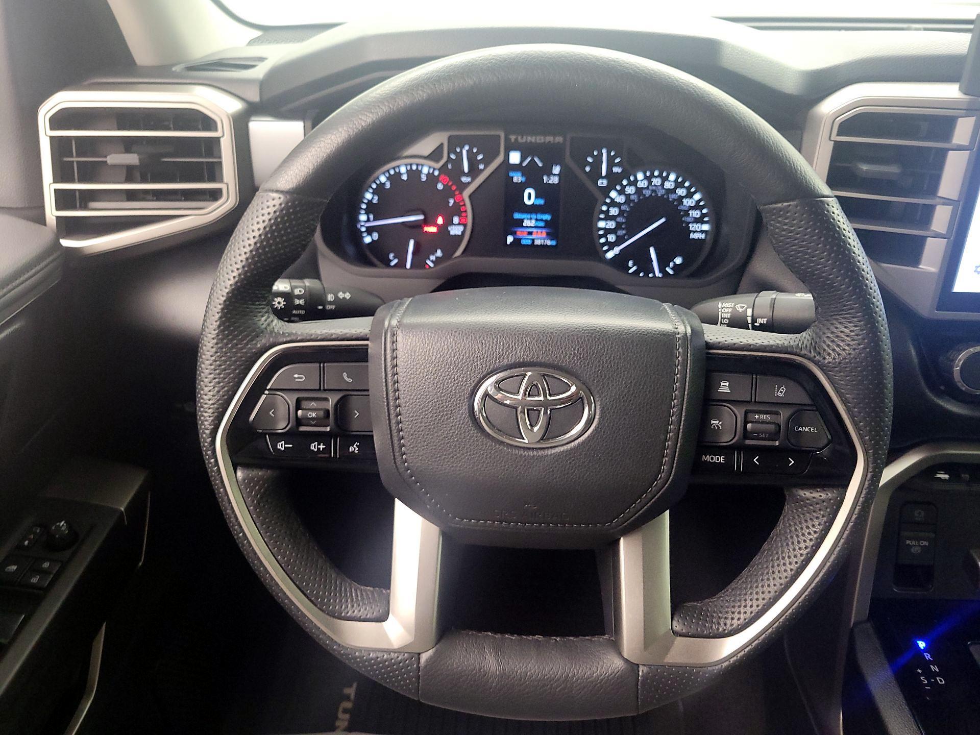 Thumbnail: 2023 Toyota Tundra - 10