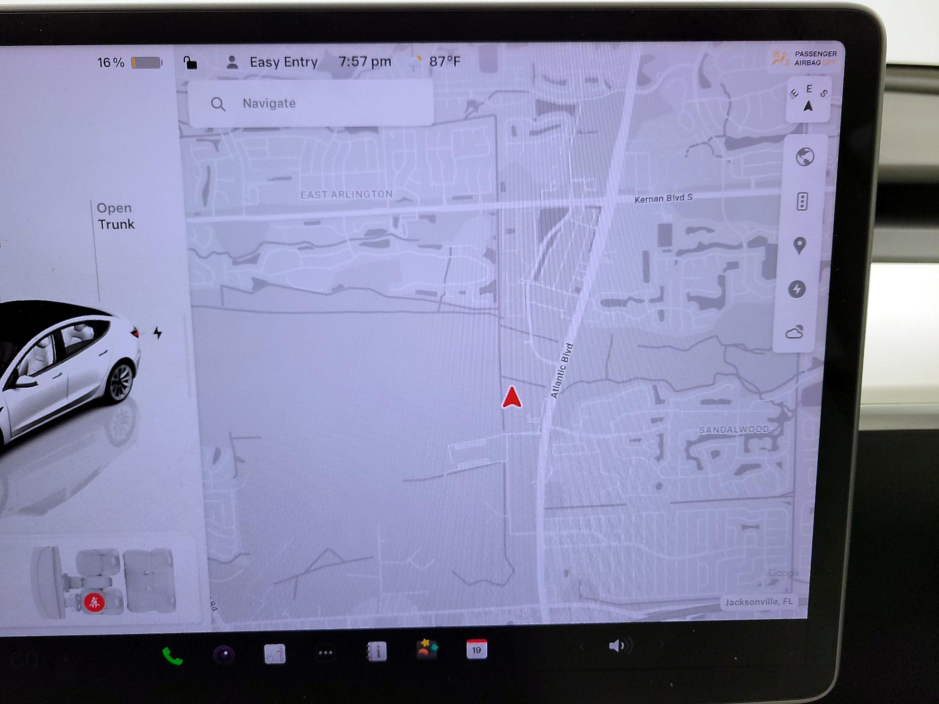 Thumbnail: 2022 Tesla Model 3 - 13