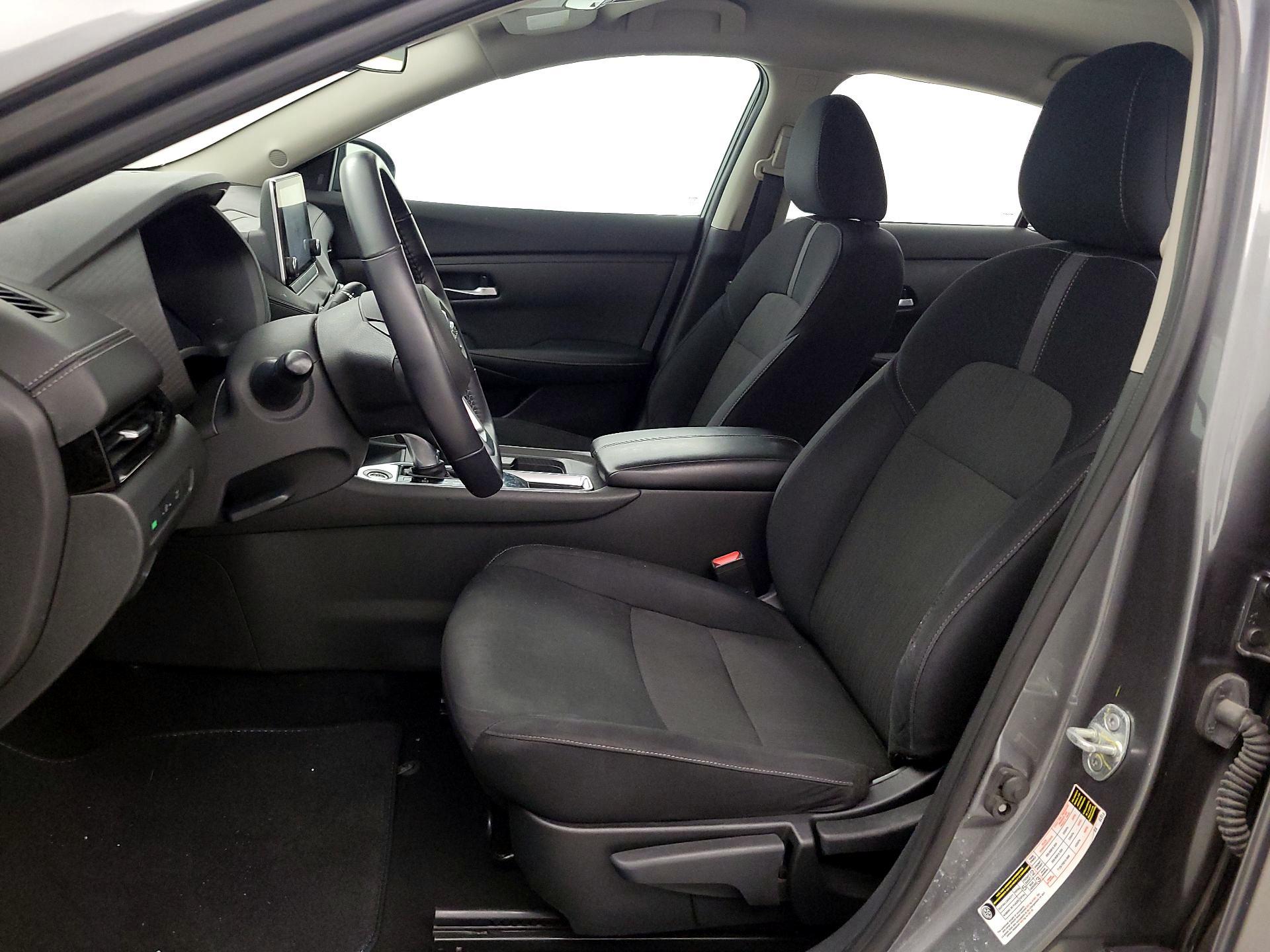 Thumbnail: 2021 Nissan Sentra - 11