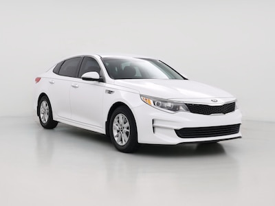 White 2017 Kia Optima LX