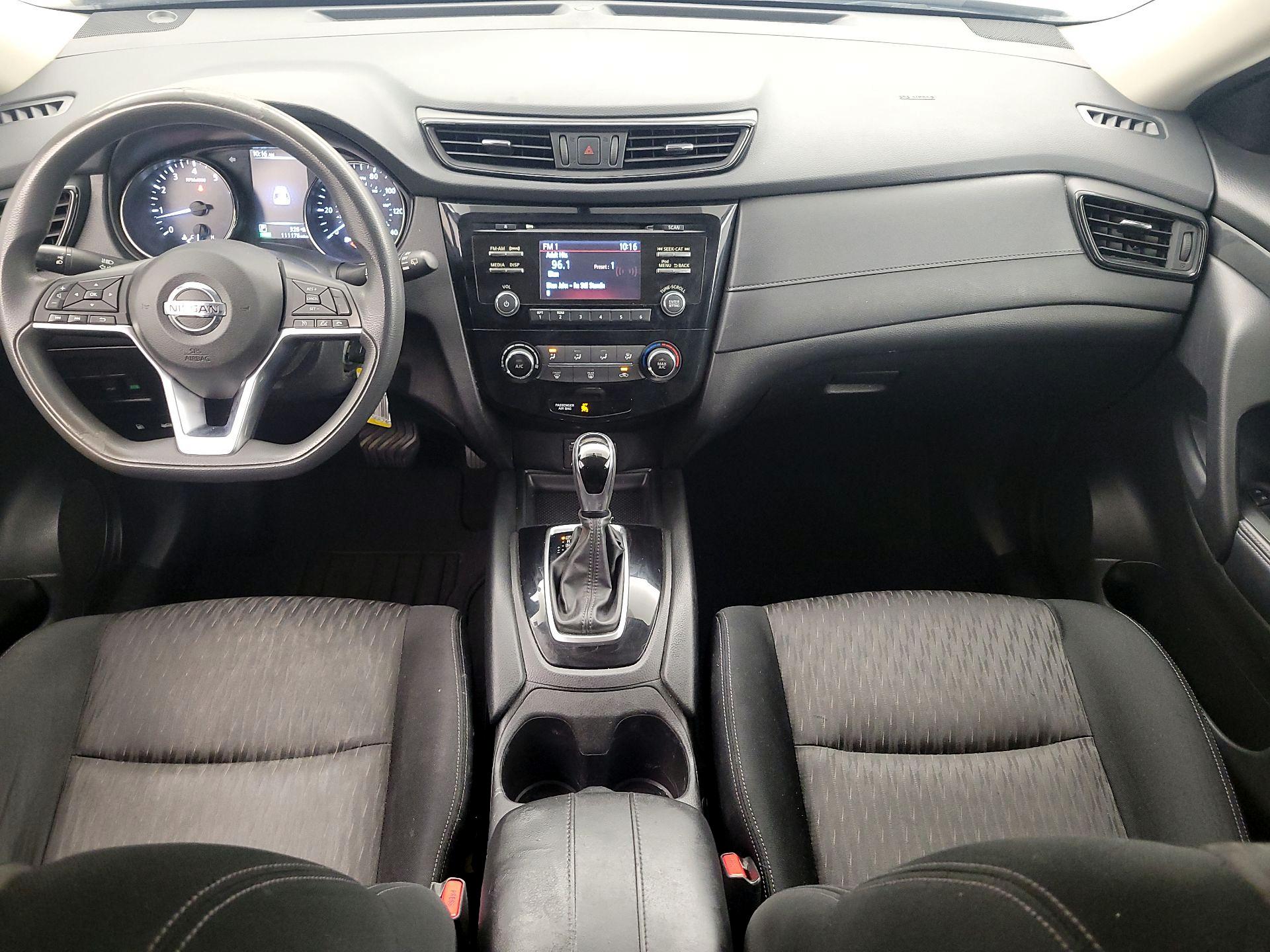 Thumbnail: 2017 Nissan Rogue - 9